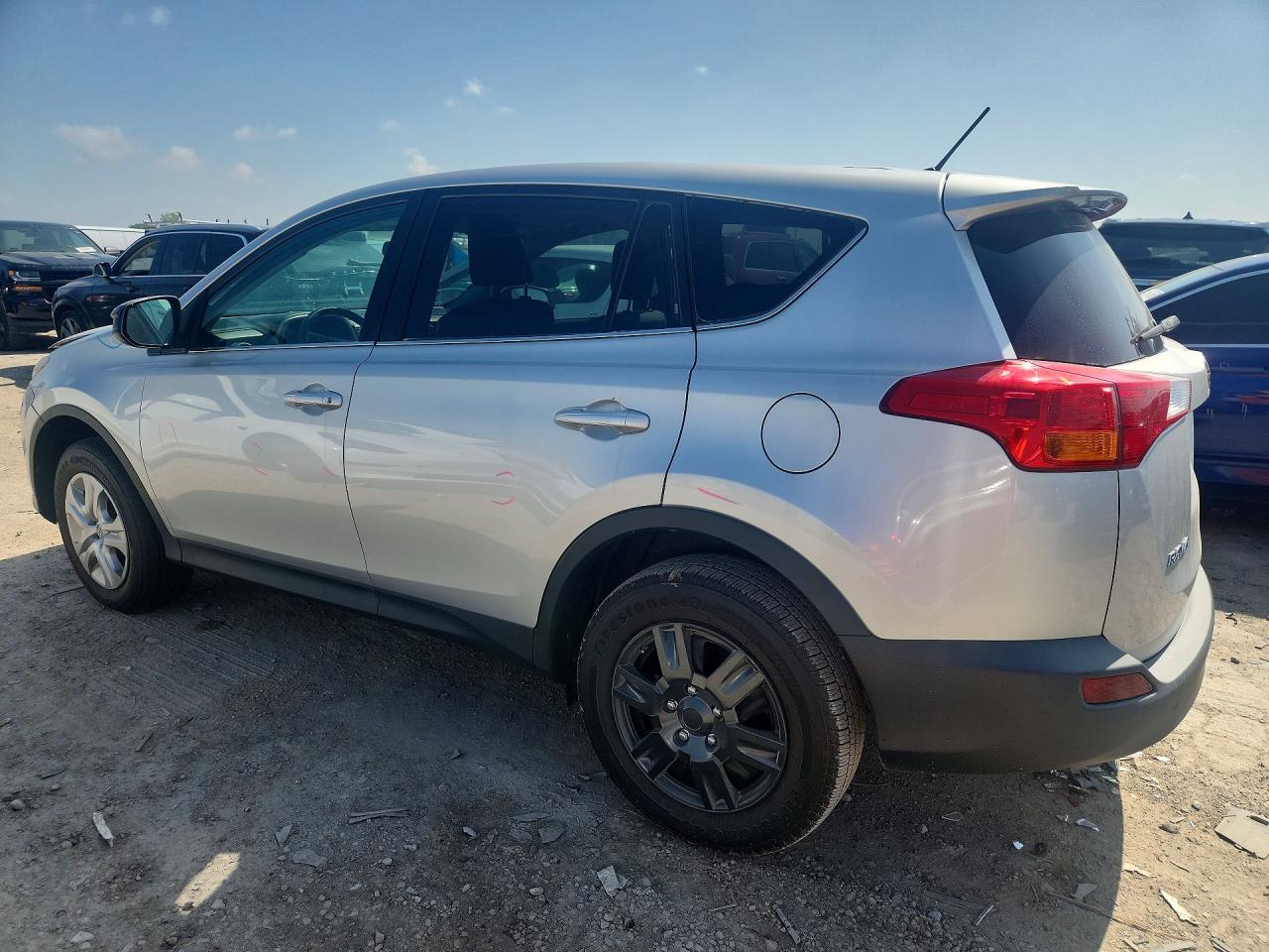 2015 Toyota Rav4 Le Gray vin: 2T3BFREV5FW396964