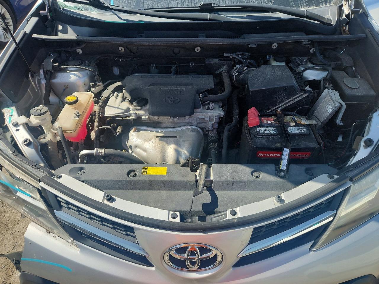 2015 Toyota Rav4 Le Gray vin: 2T3BFREV5FW396964