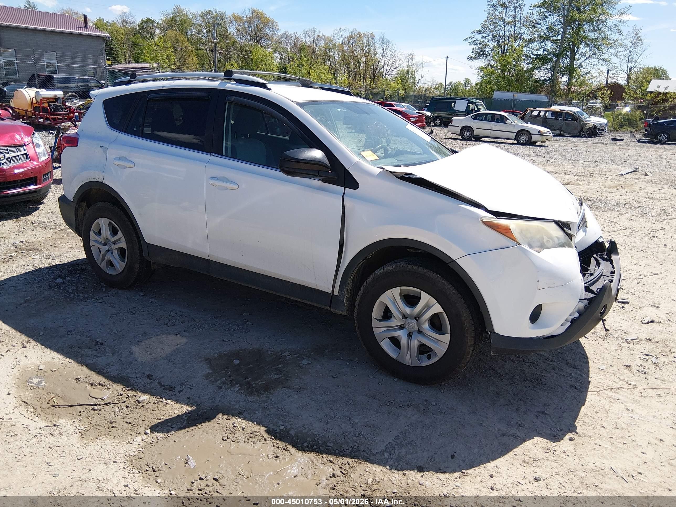 2013 Toyota Rav4 Le White vin: 2T3BFREV6DW008900