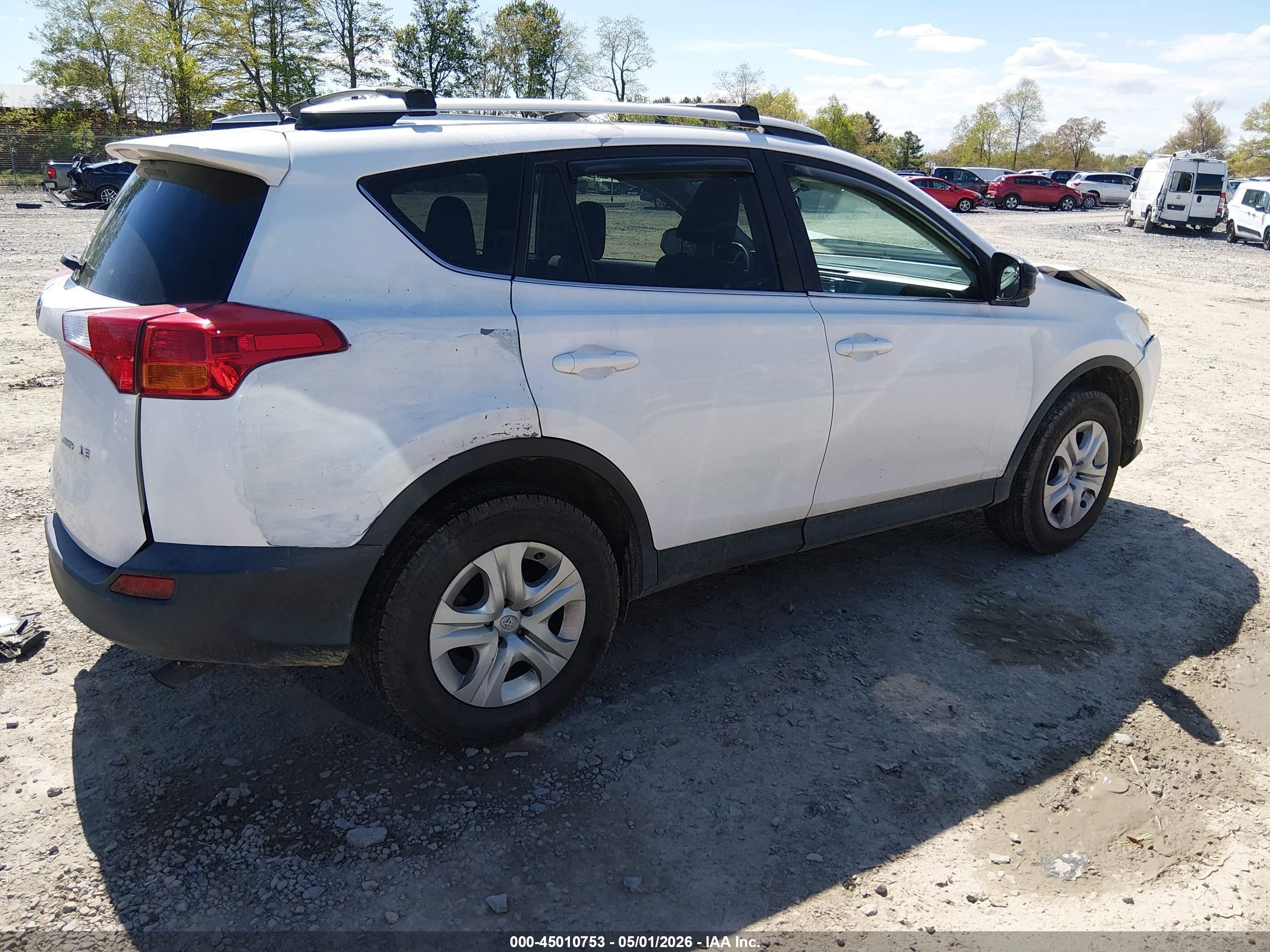 2013 Toyota Rav4 Le White vin: 2T3BFREV6DW008900