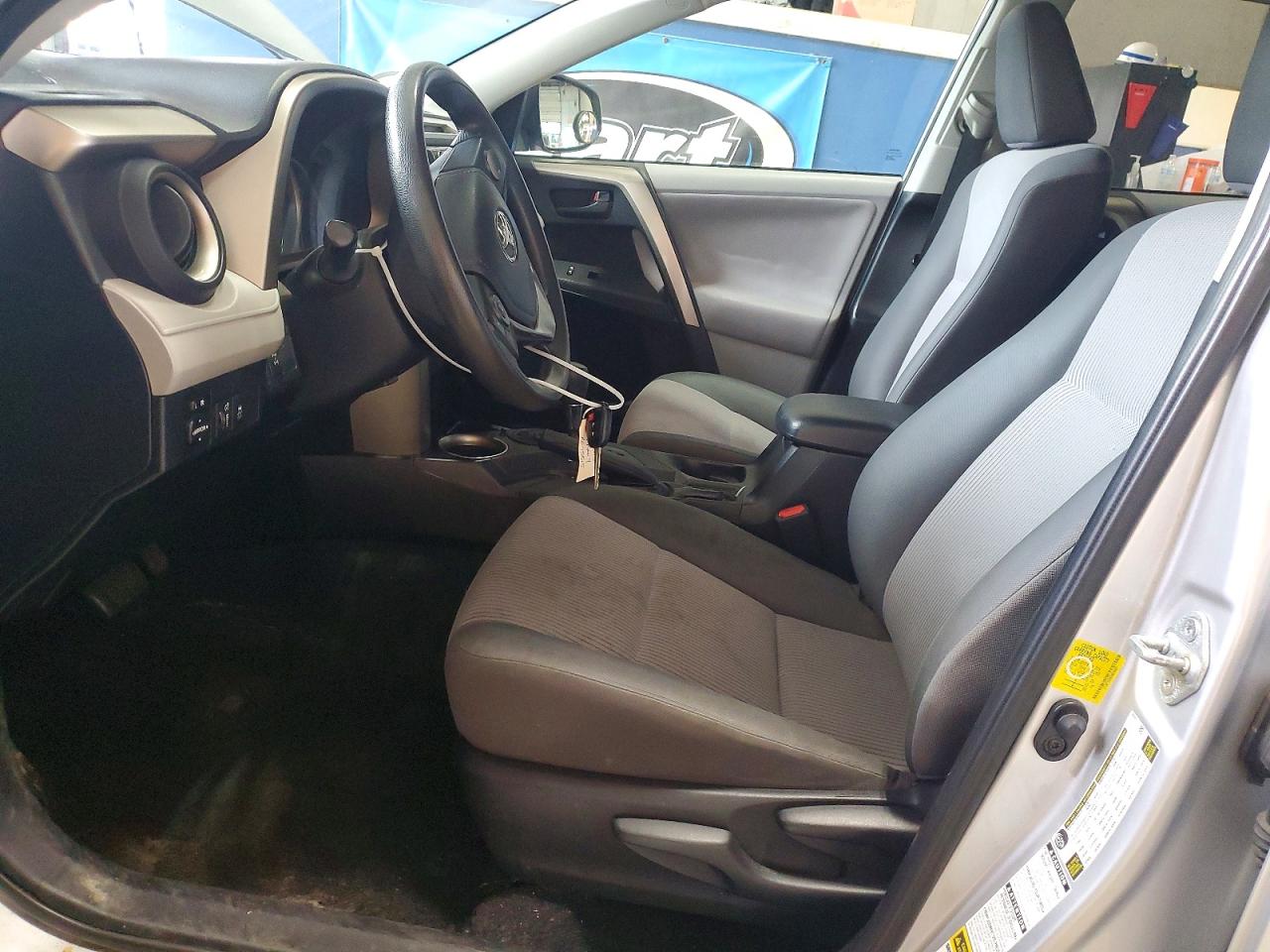 2013 Toyota Rav4 Le Silver vin: 2T3BFREV6DW038897