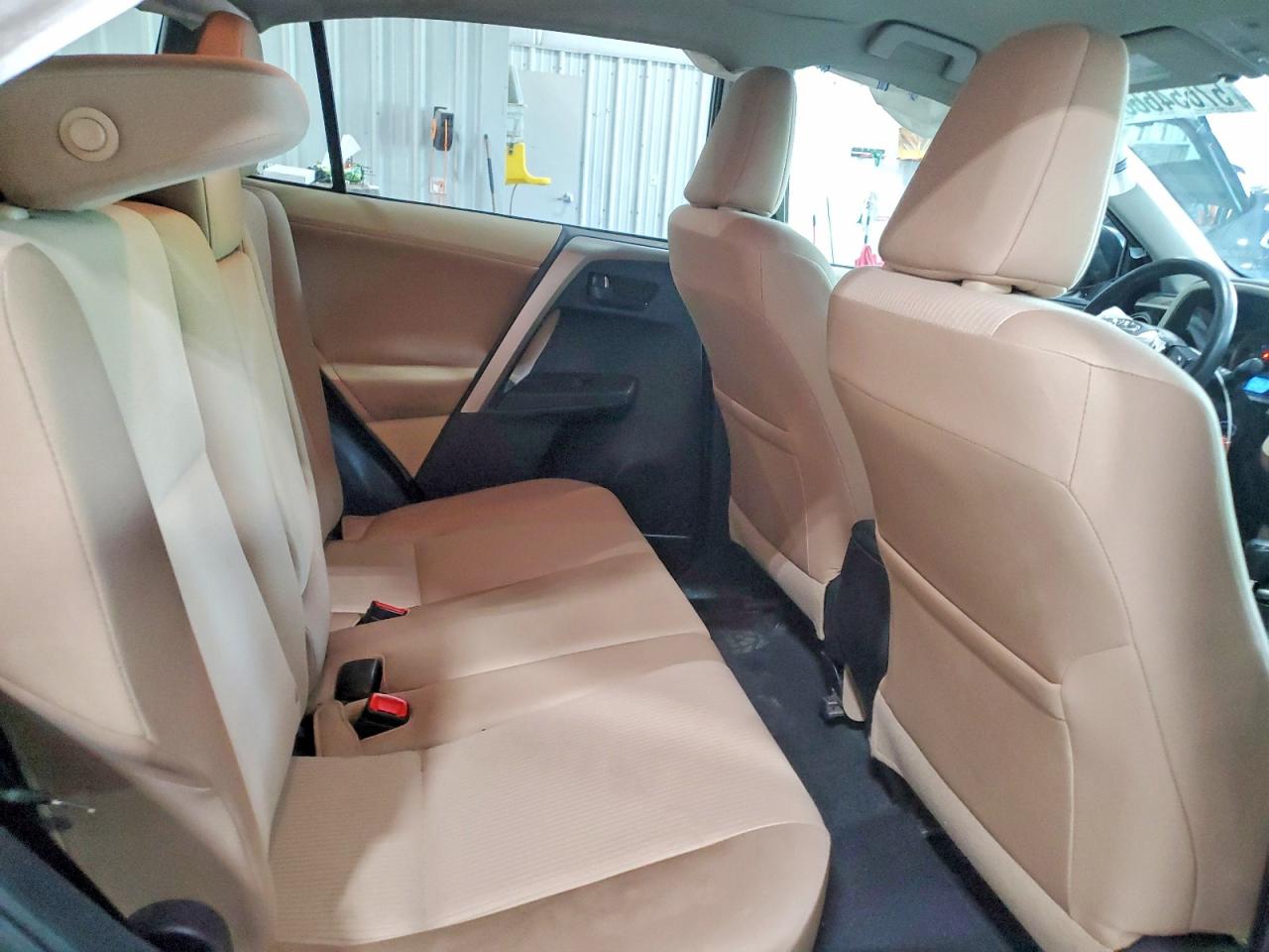 2013 Toyota Rav4 Le Tan vin: 2T3BFREV6DW073570