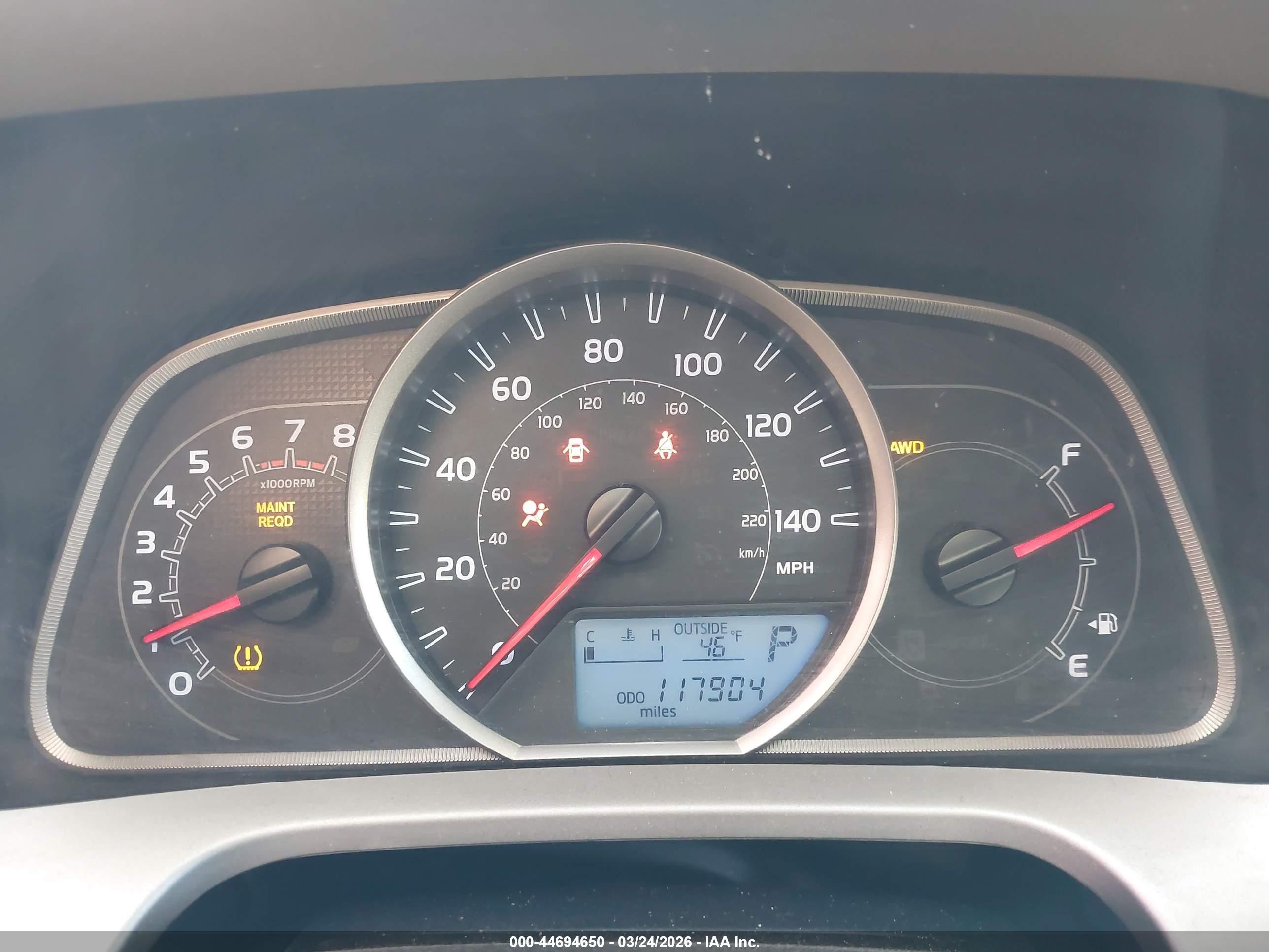 2013 Toyota Rav4 Le Gray vin: 2T3BFREV6DW074282