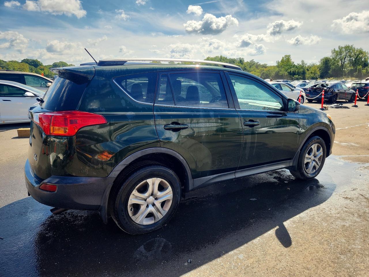 2013 Toyota Rav4 Le Green vin: 2T3BFREV6DW104056