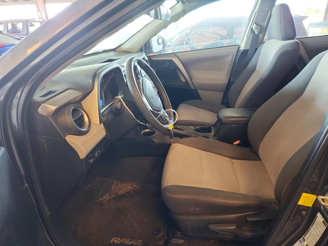 2013 Toyota Rav4 Le Gray vin: 2T3BFREV6DW119141
