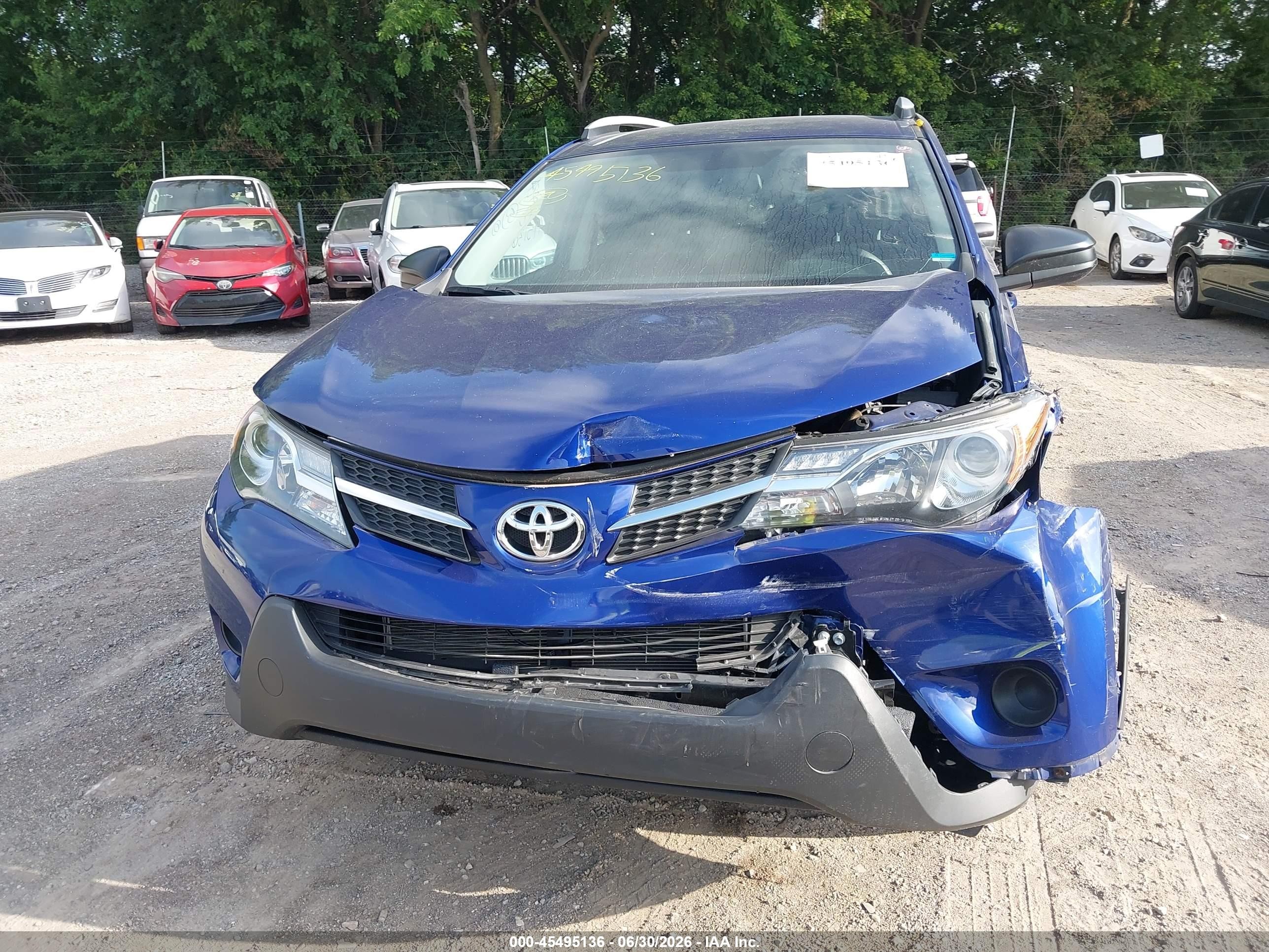 2014 Toyota Rav4 Le Blue vin: 2T3BFREV6EW219046
