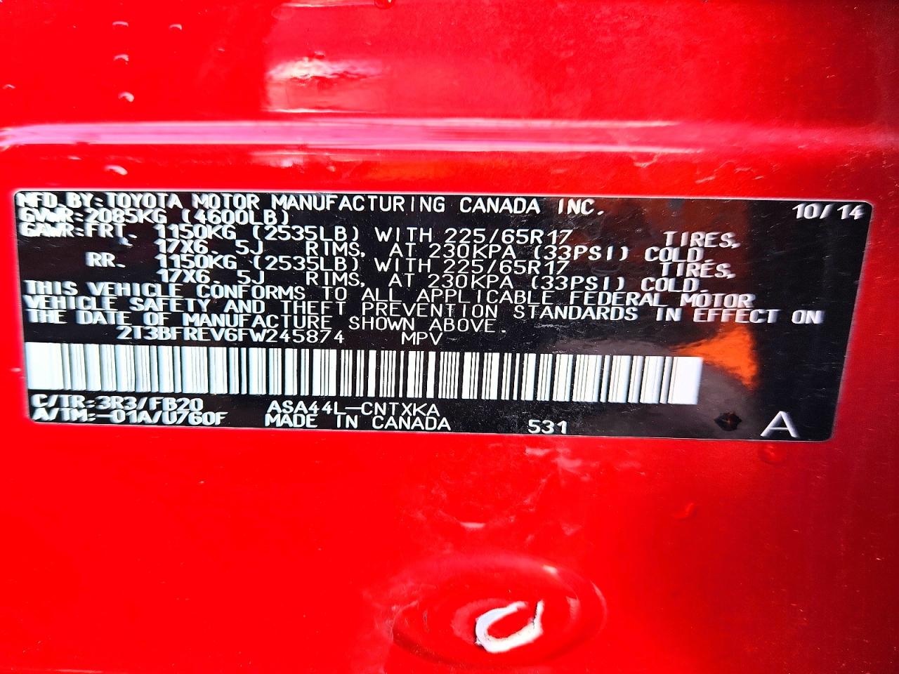 2015 Toyota Rav4 Le Red vin: 2T3BFREV6FW245874