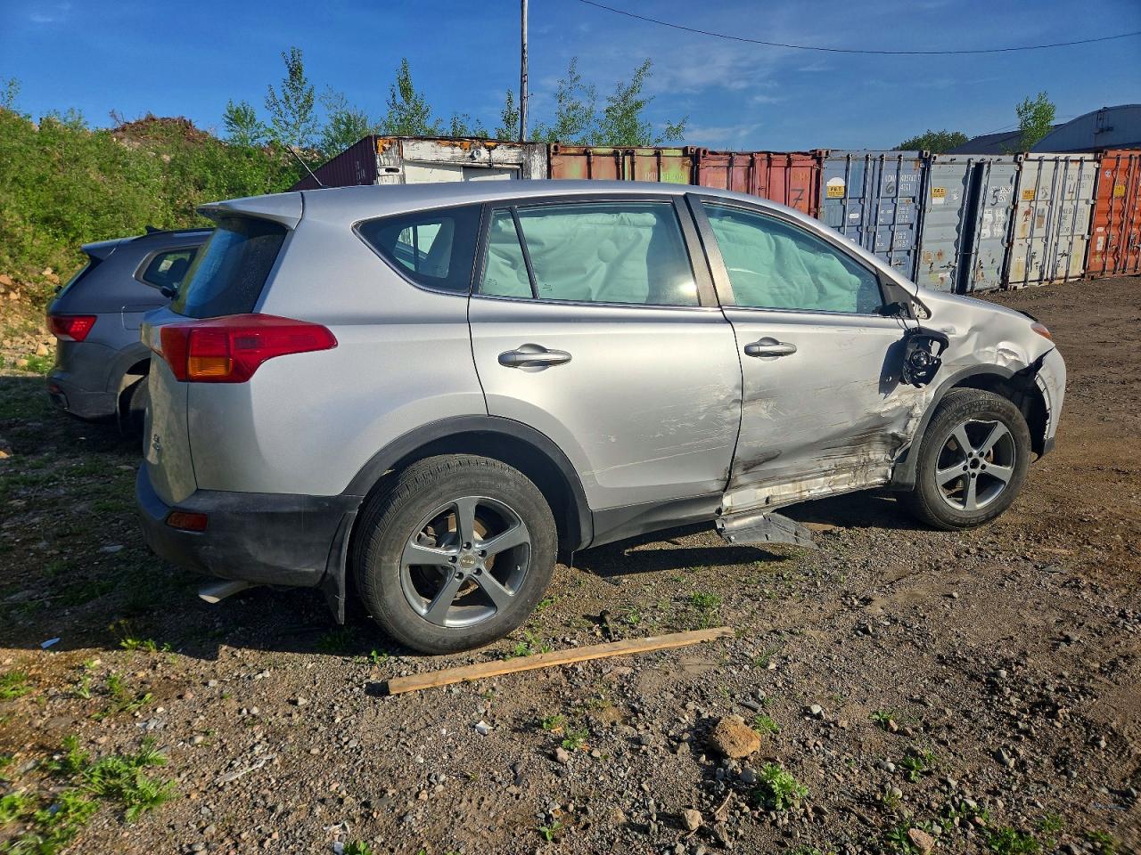2015 Toyota Rav4 Le Gray vin: 2T3BFREV6FW269320