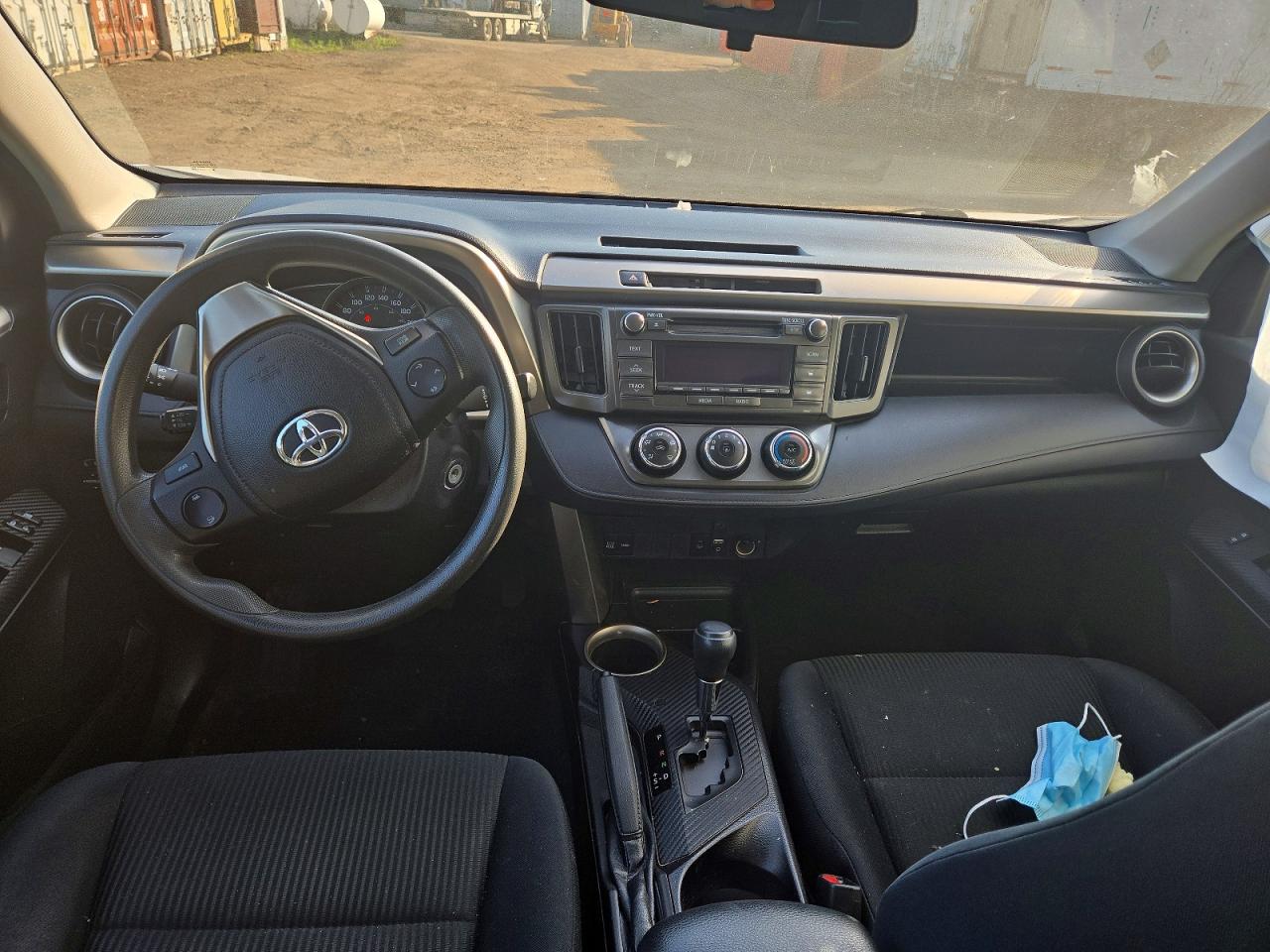 2015 Toyota Rav4 Le Gray vin: 2T3BFREV6FW269320