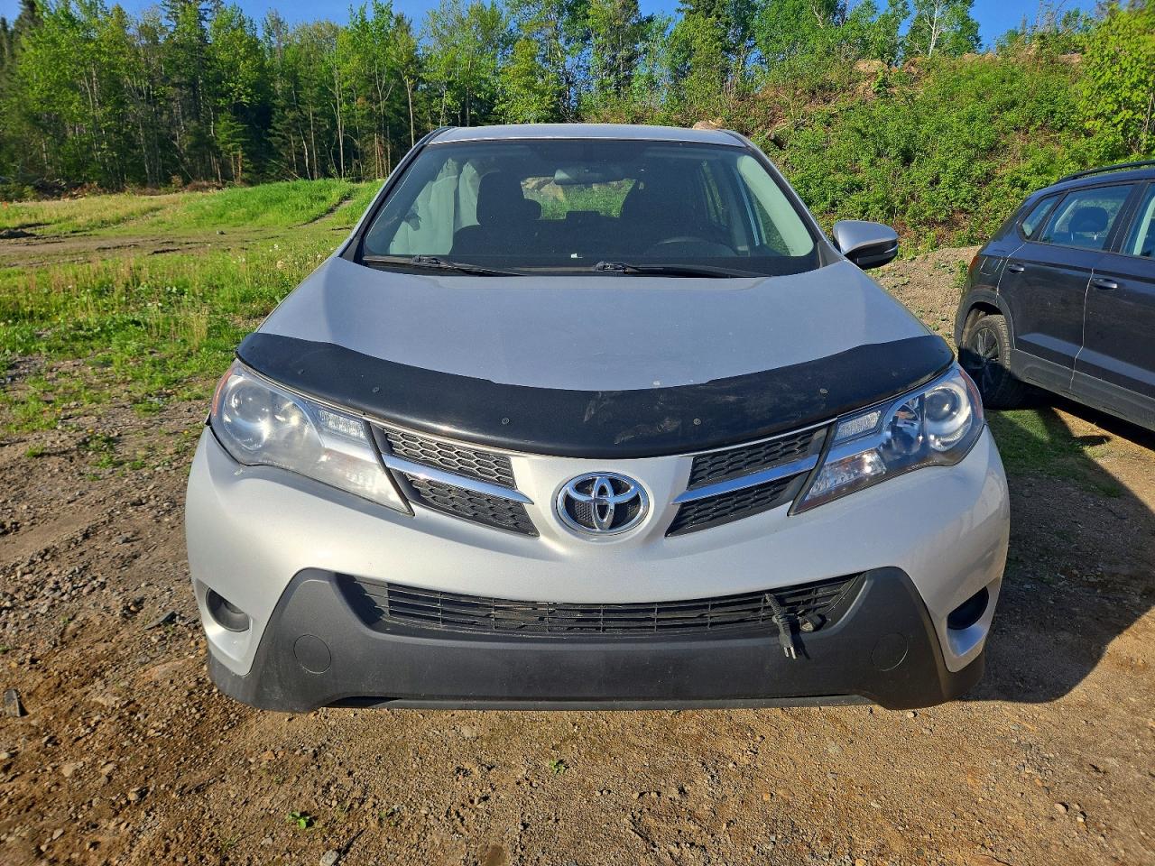 2015 Toyota Rav4 Le Gray vin: 2T3BFREV6FW269320
