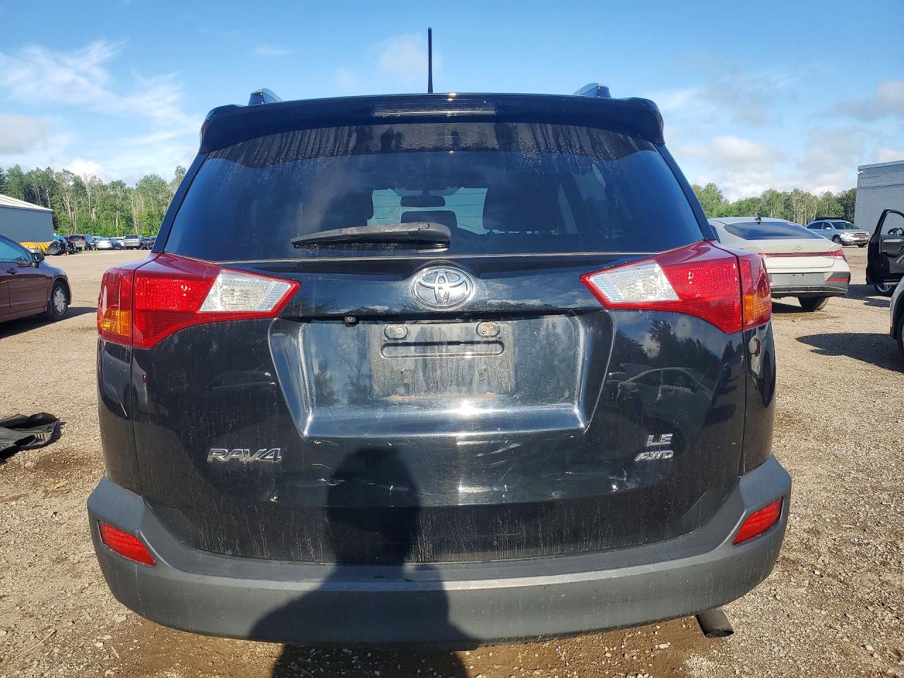 2015 Toyota Rav4 Le Black vin: 2T3BFREV6FW332691