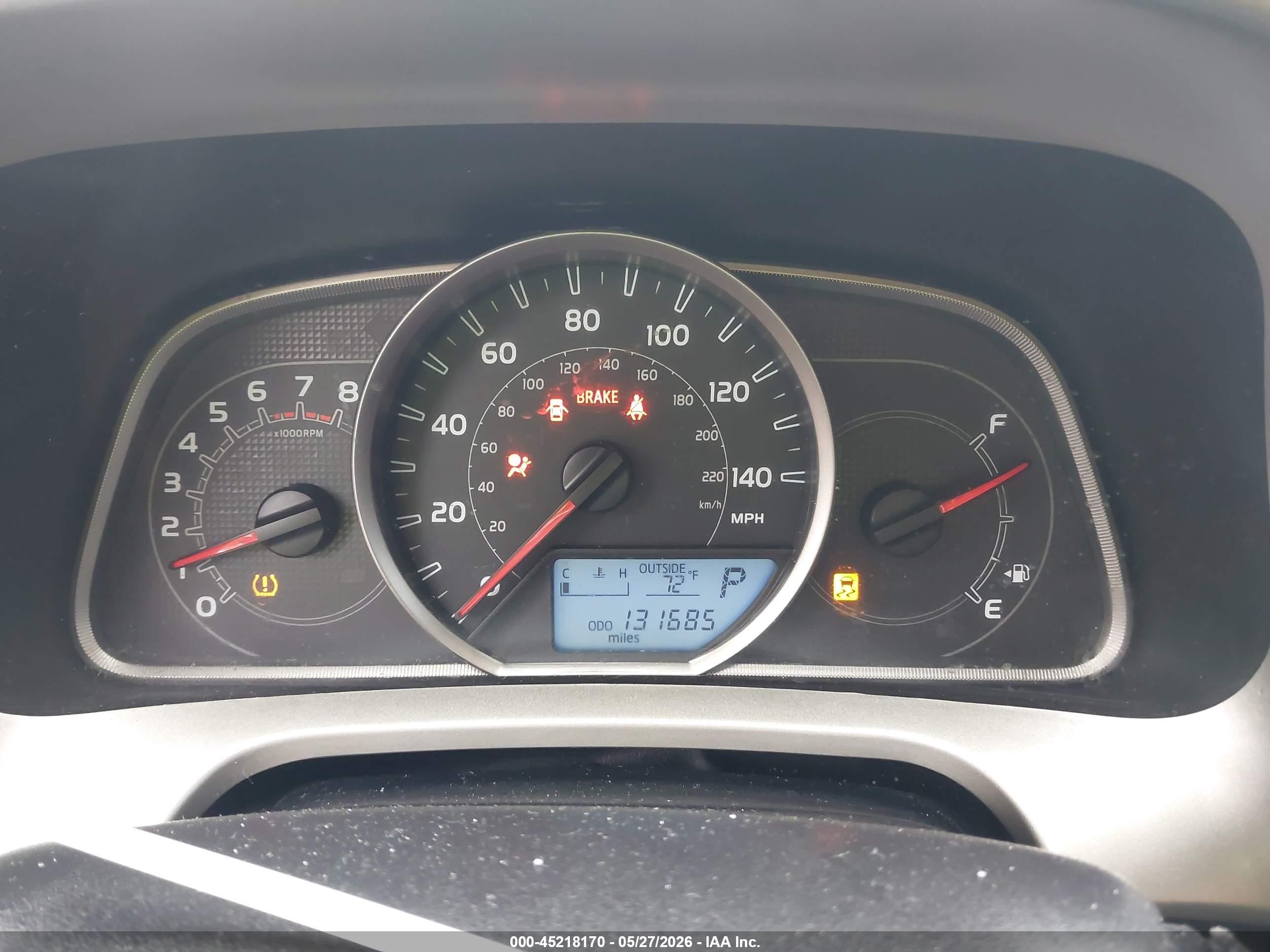 2015 Toyota Rav4 Le Silver vin: 2T3BFREV6FW342976