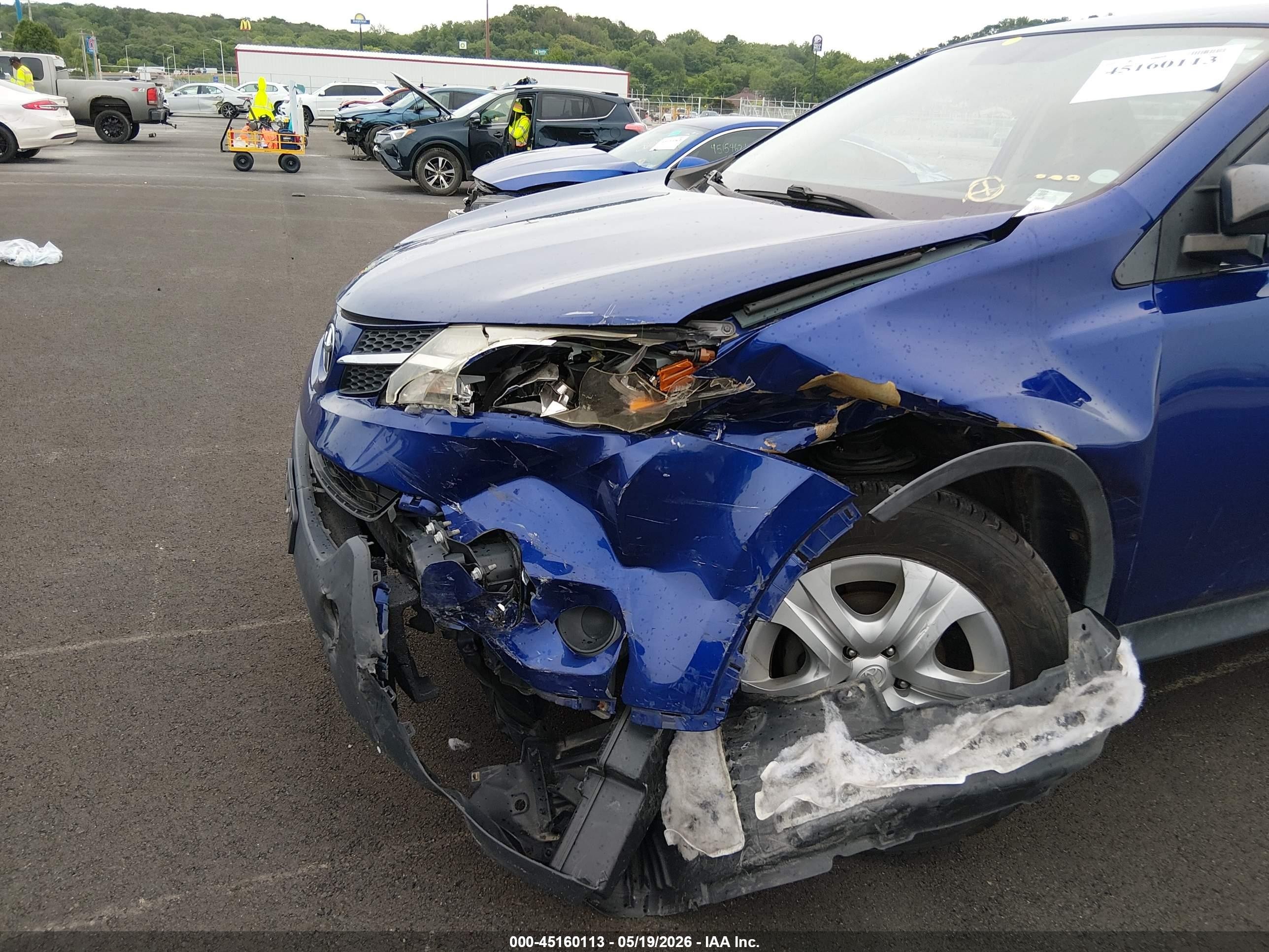 2015 Toyota Rav4 Le Синий vin: 2T3BFREV6FW372530
