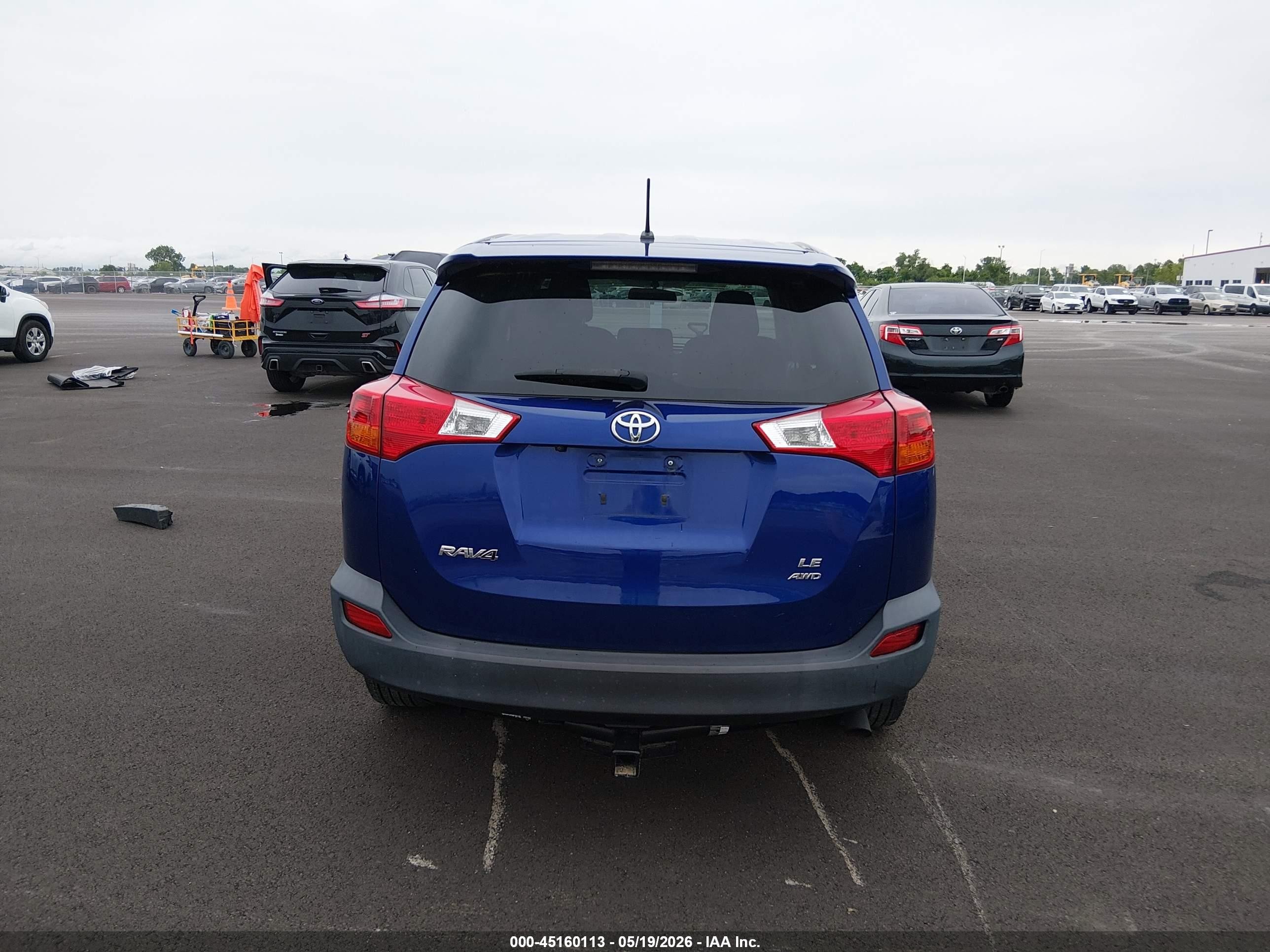 2015 Toyota Rav4 Le Синий vin: 2T3BFREV6FW372530