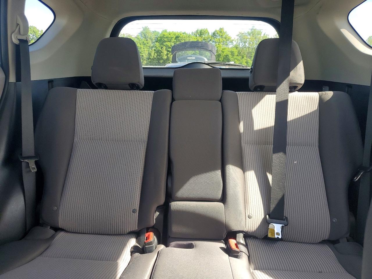 2013 Toyota Rav4 Le White vin: 2T3BFREV7DW022532