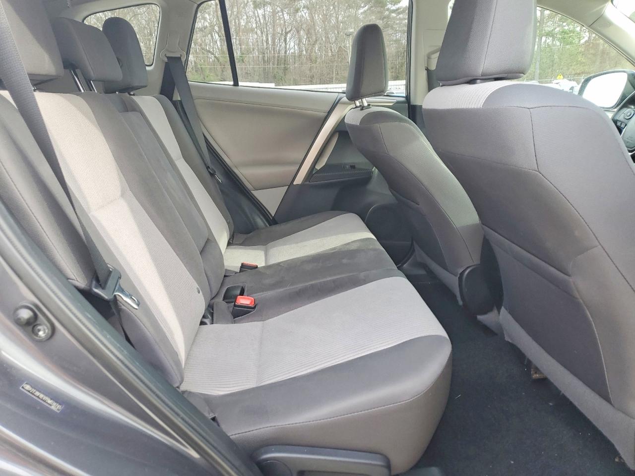 2013 Toyota Rav4 Le Gray vin: 2T3BFREV7DW034745