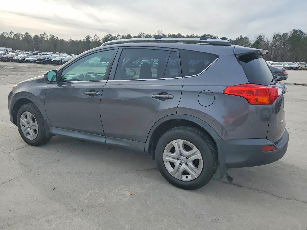 2013 Toyota Rav4 Le Gray vin: 2T3BFREV7DW034745