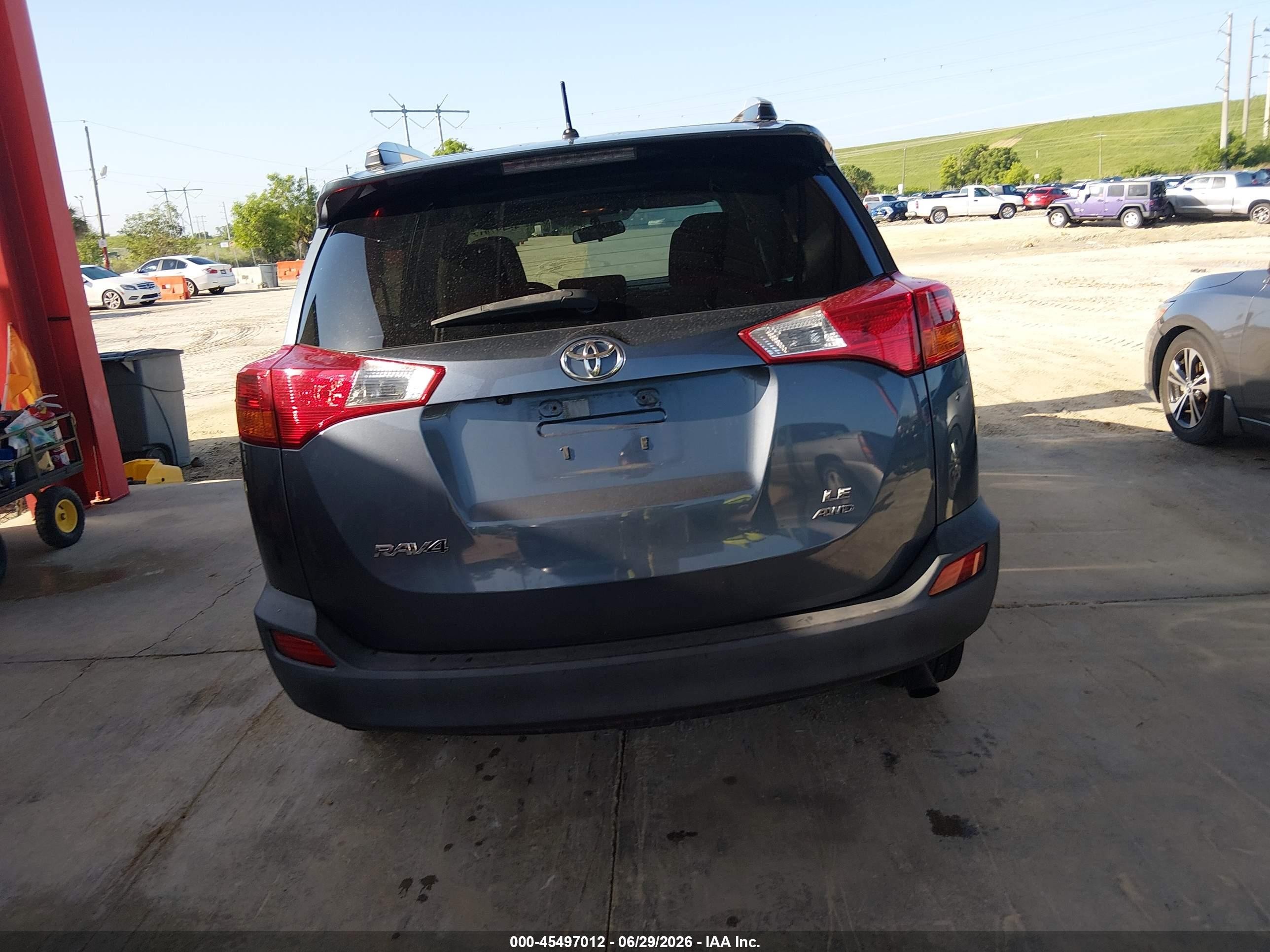 2013 Toyota Rav4 Le Blue vin: 2T3BFREV7DW056499