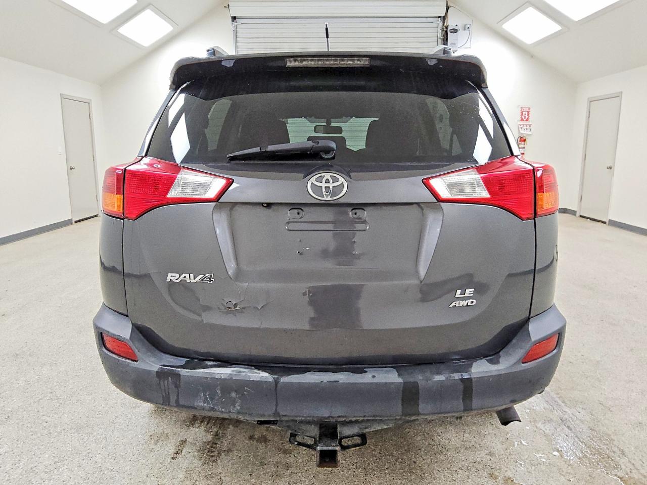 2013 Toyota Rav4 Le Gray vin: 2T3BFREV7DW113896