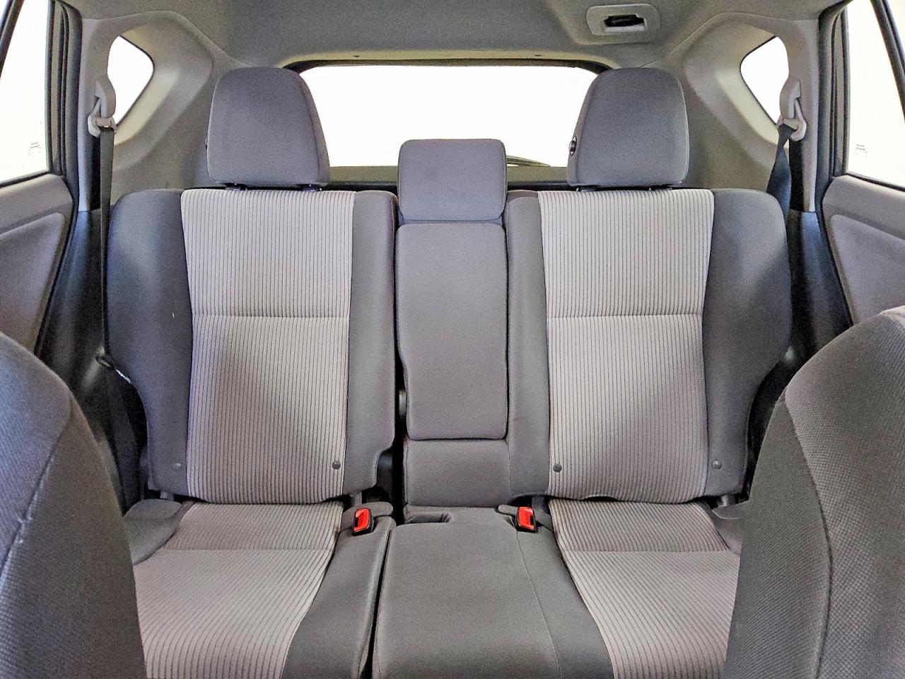 2013 Toyota Rav4 Le Gray vin: 2T3BFREV7DW113896