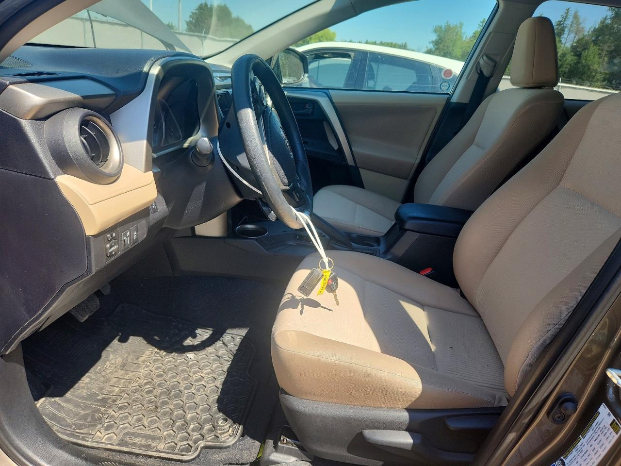 2013 Toyota Rav4 Le Brown vin: 2T3BFREV7DW123215