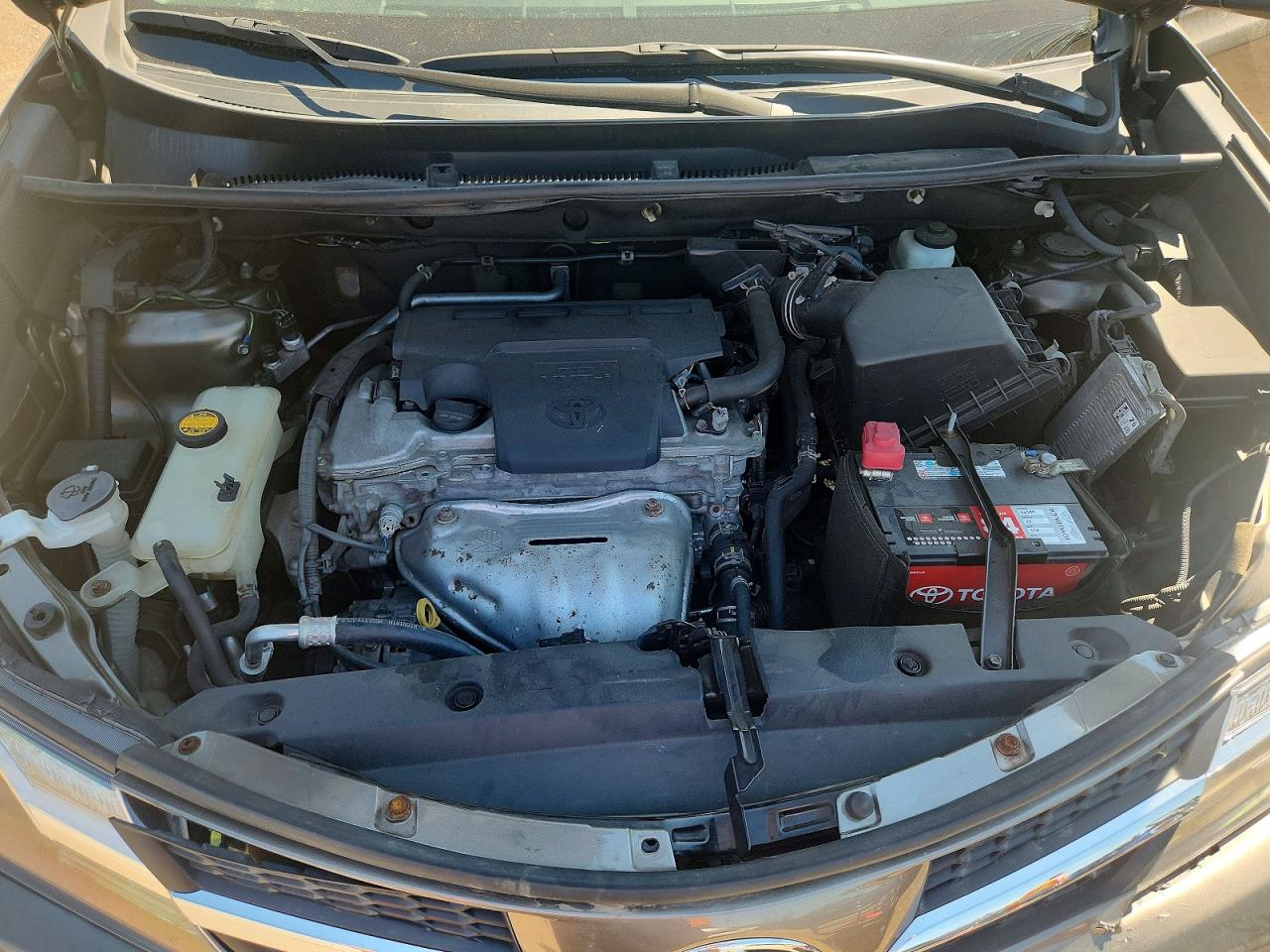 2013 Toyota Rav4 Le Brown vin: 2T3BFREV7DW123215