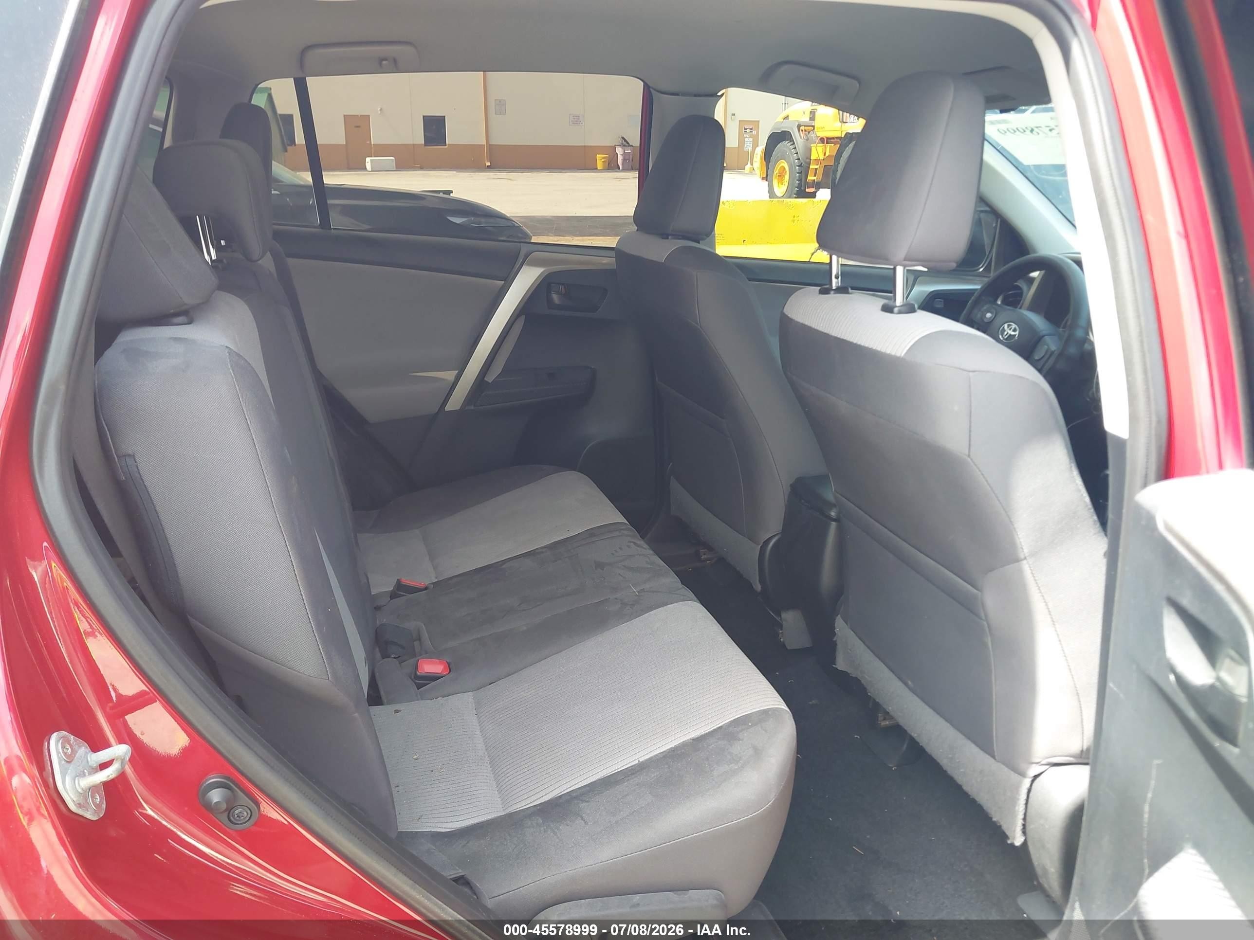 2014 Toyota Rav4 Le Red vin: 2T3BFREV7EW145443