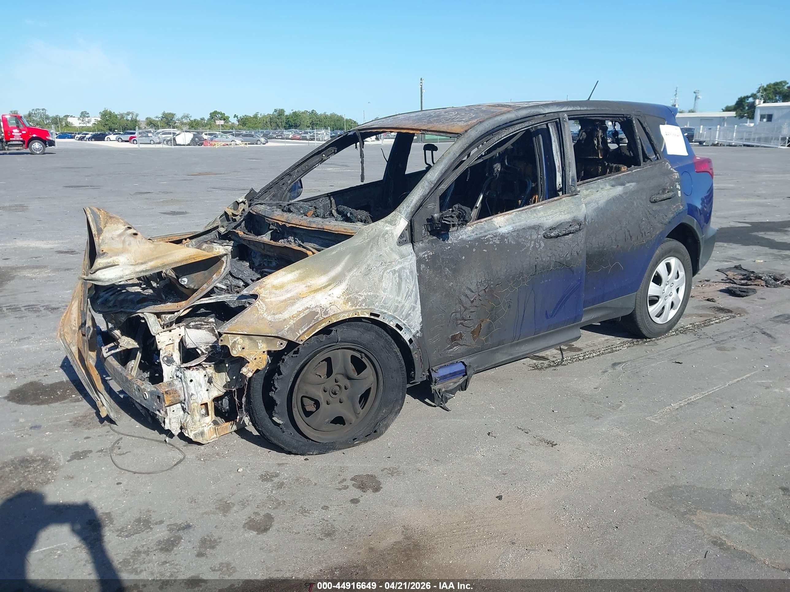 2014 Toyota Rav4 Le Синий vin: 2T3BFREV7EW149475