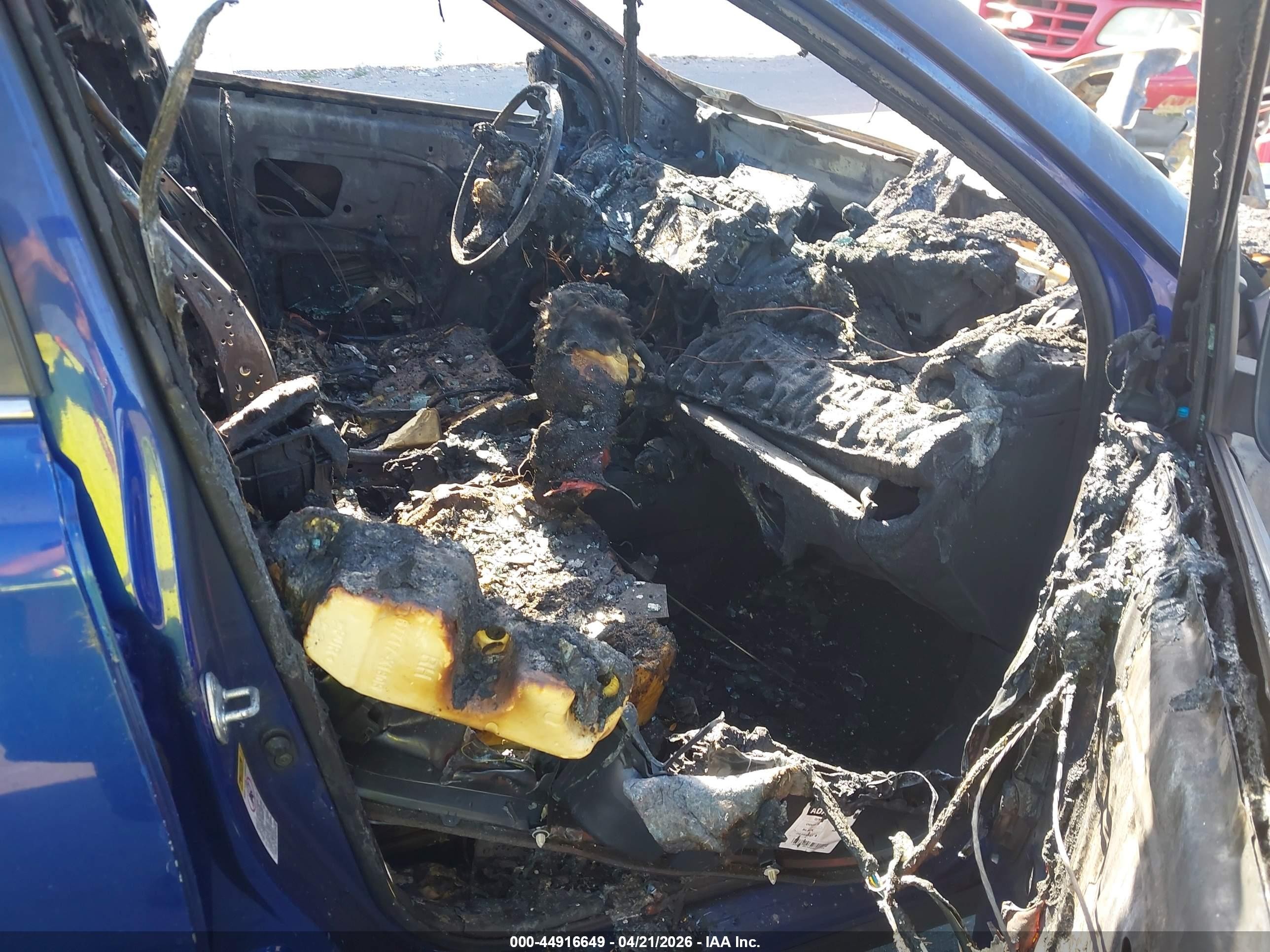 2014 Toyota Rav4 Le Синий vin: 2T3BFREV7EW149475