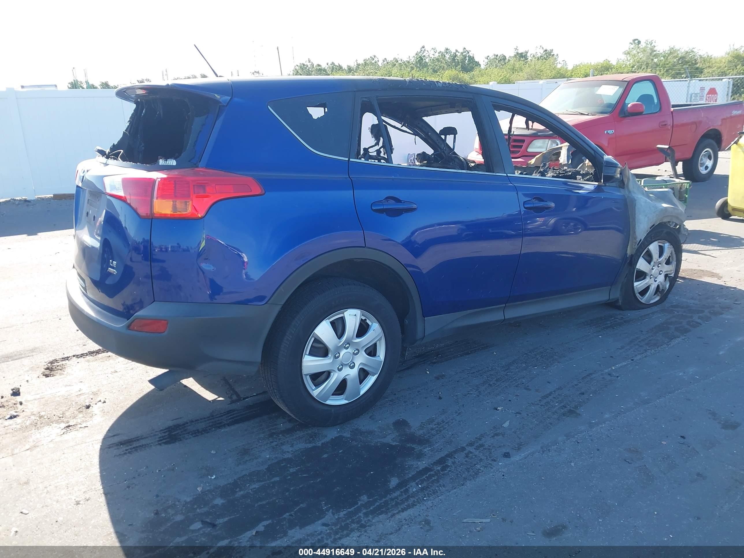2014 Toyota Rav4 Le Синий vin: 2T3BFREV7EW149475