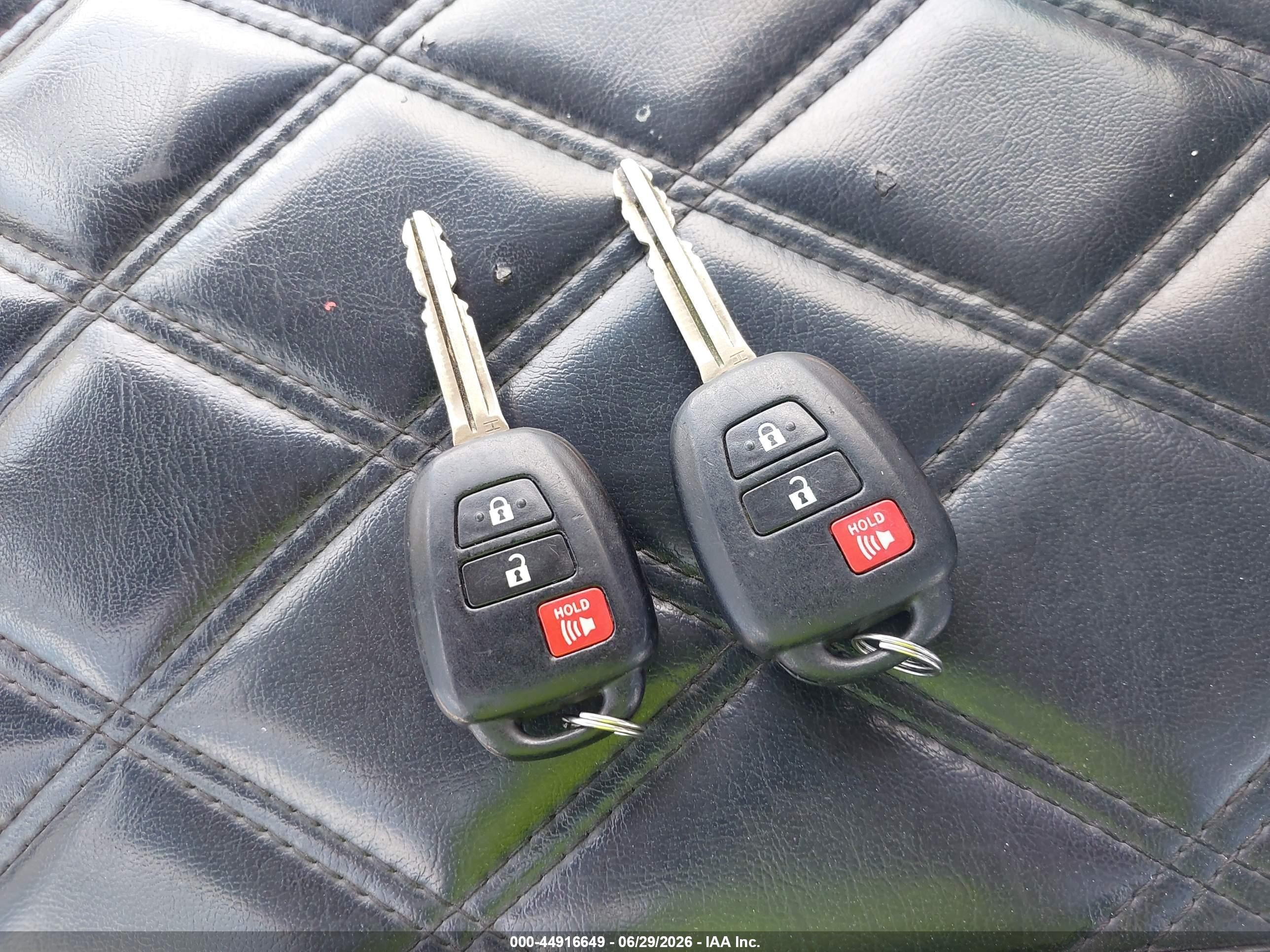 2014 Toyota Rav4 Le Синий vin: 2T3BFREV7EW149475