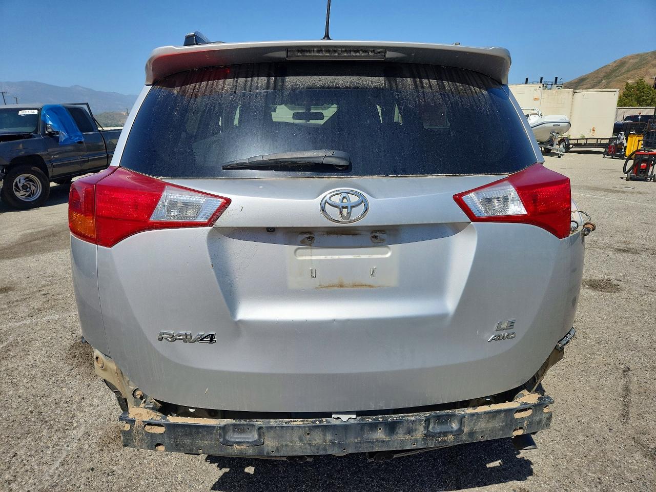 2014 Toyota Rav4 Le Silver vin: 2T3BFREV7EW190687