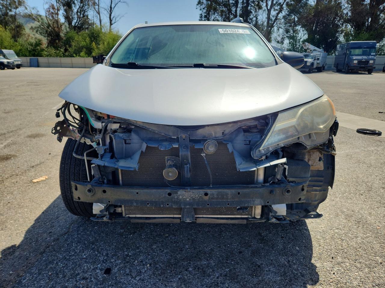 2014 Toyota Rav4 Le Silver vin: 2T3BFREV7EW190687
