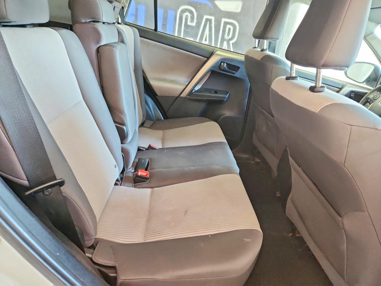 2014 Toyota Rav4 Le White vin: 2T3BFREV7EW221291