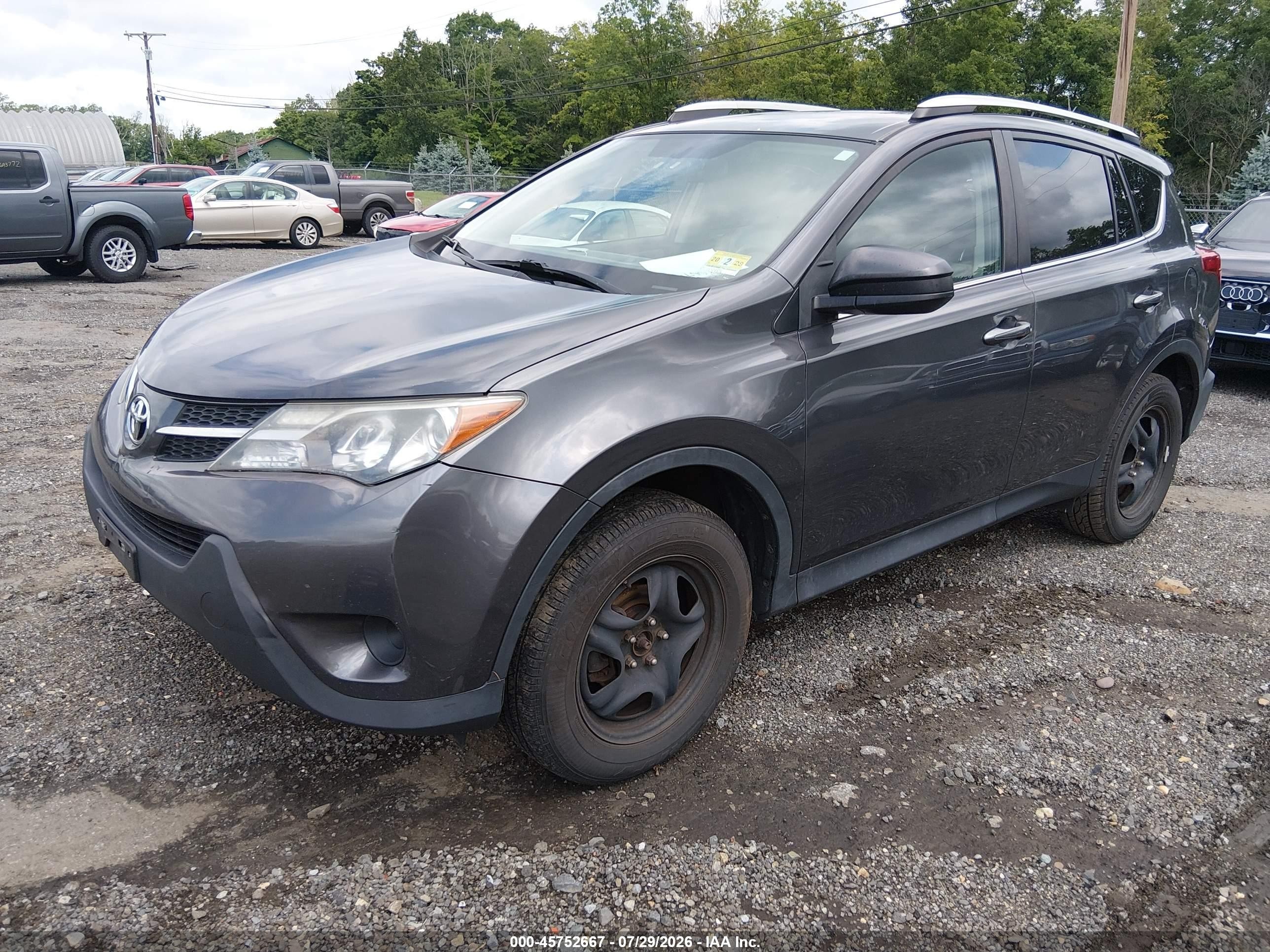 2015 Toyota Rav4 Le Gray vin: 2T3BFREV7FW281928