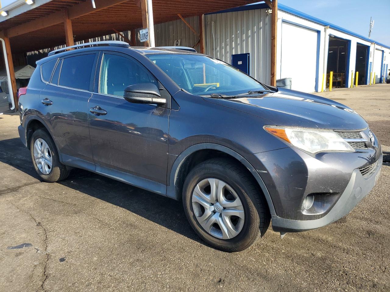 2015 Toyota Rav4 Le Gray vin: 2T3BFREV7FW326222