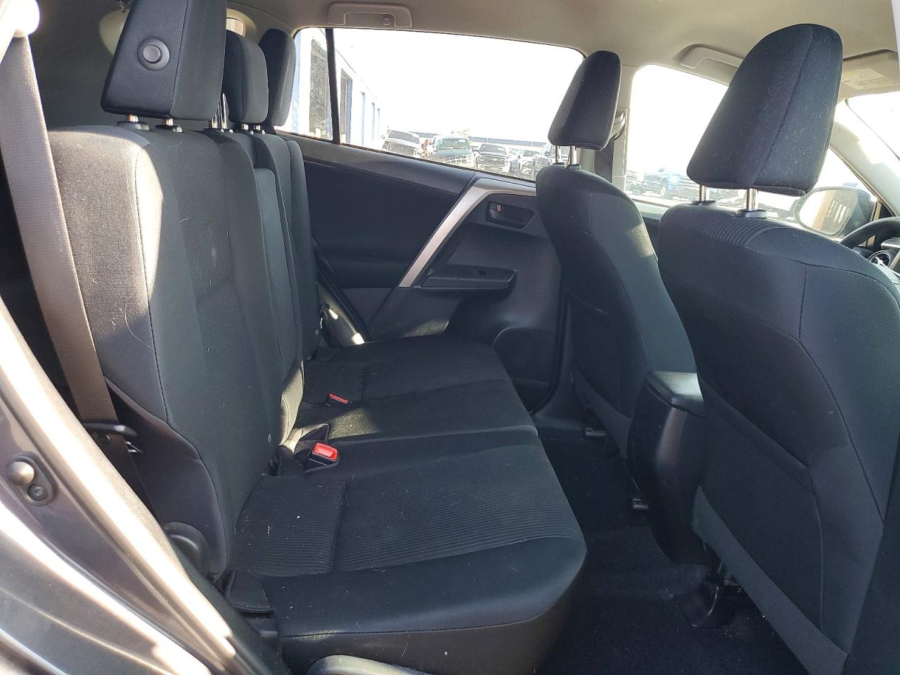 2015 Toyota Rav4 Le Gray vin: 2T3BFREV7FW326222