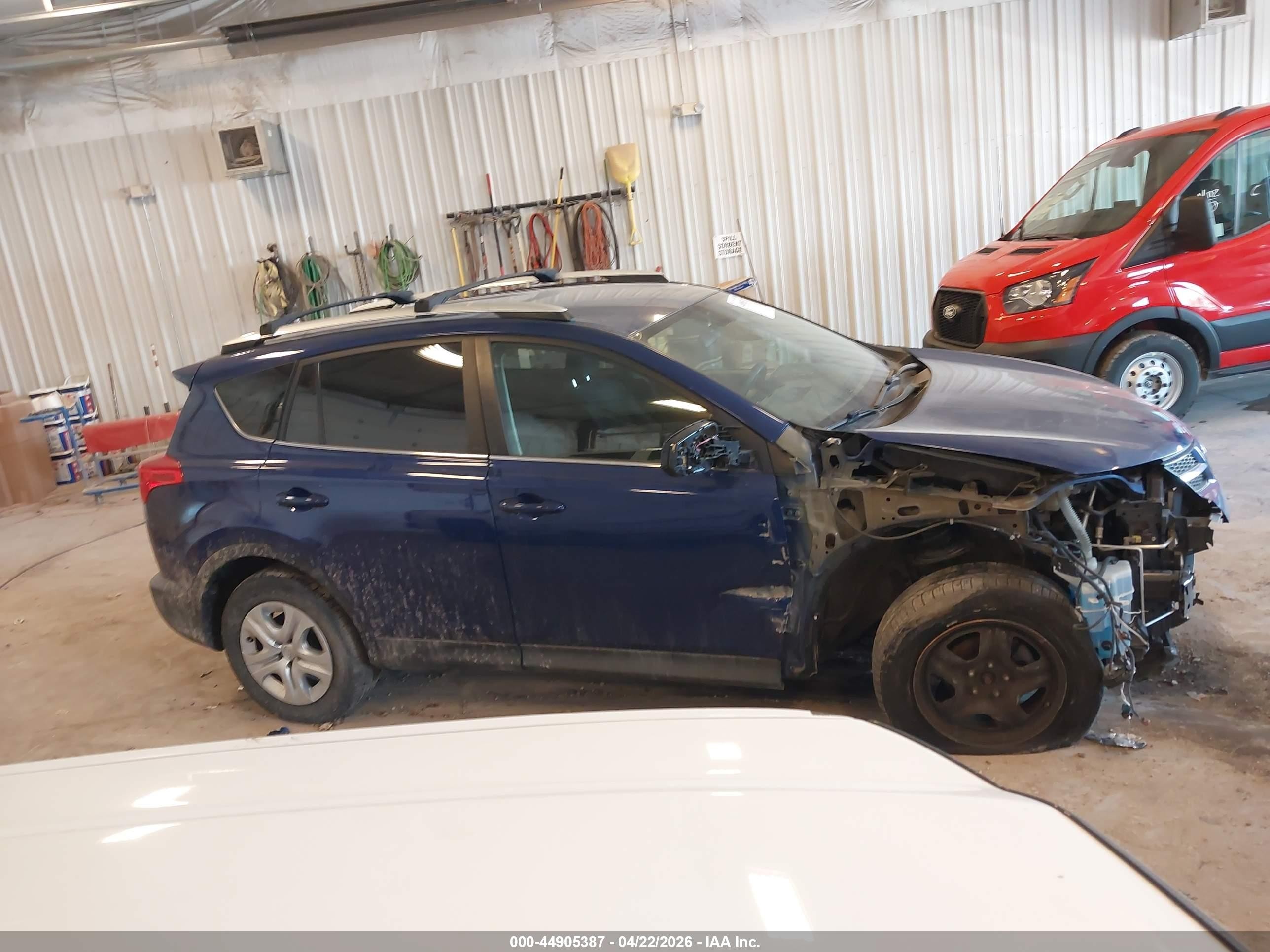 2015 Toyota Rav4 Le Blue vin: 2T3BFREV7FW382841