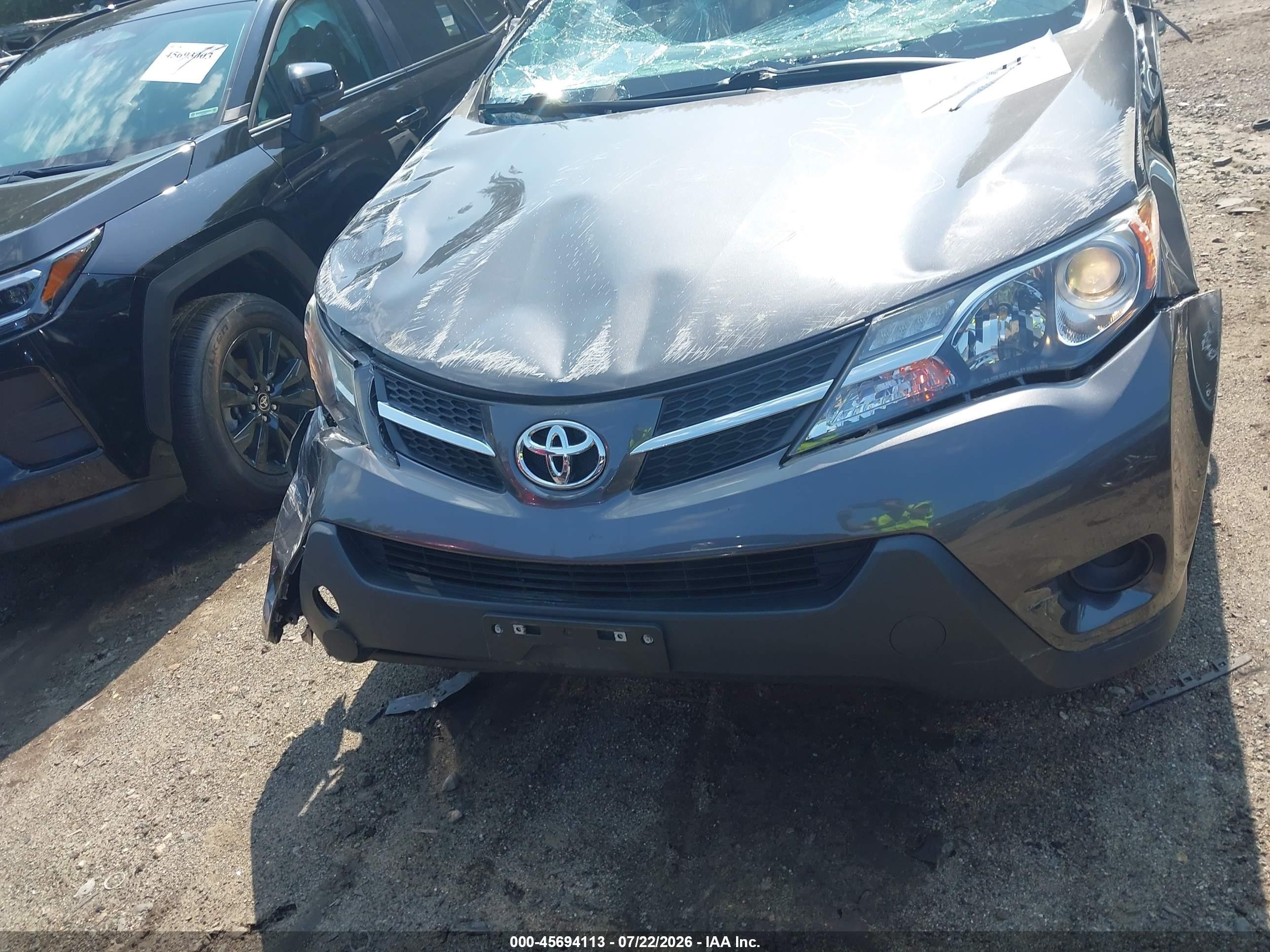 2015 Toyota Rav4 Le Серый vin: 2T3BFREV7FW385772