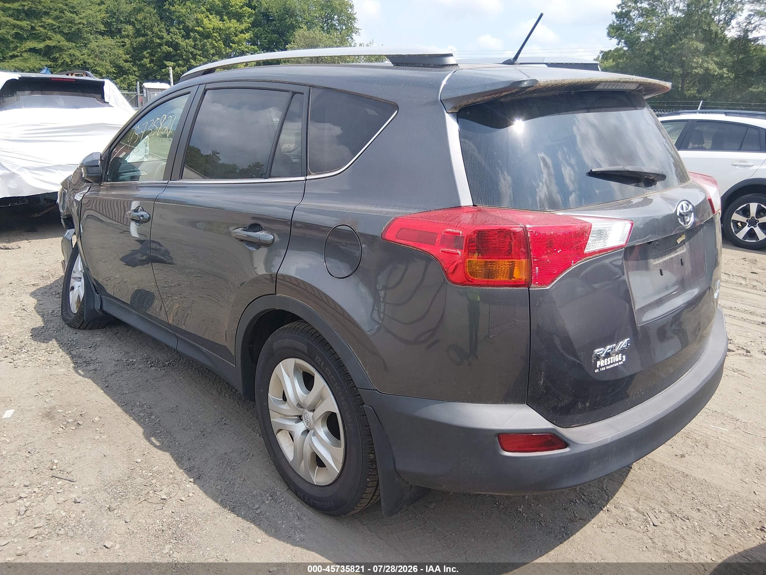 2015 Toyota Rav4 Le Gray vin: 2T3BFREV7FW386730