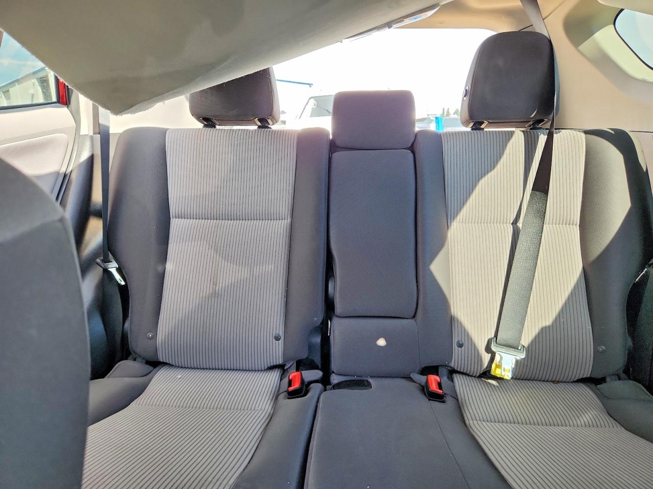 2013 Toyota Rav4 Le Red vin: 2T3BFREV8DW006548