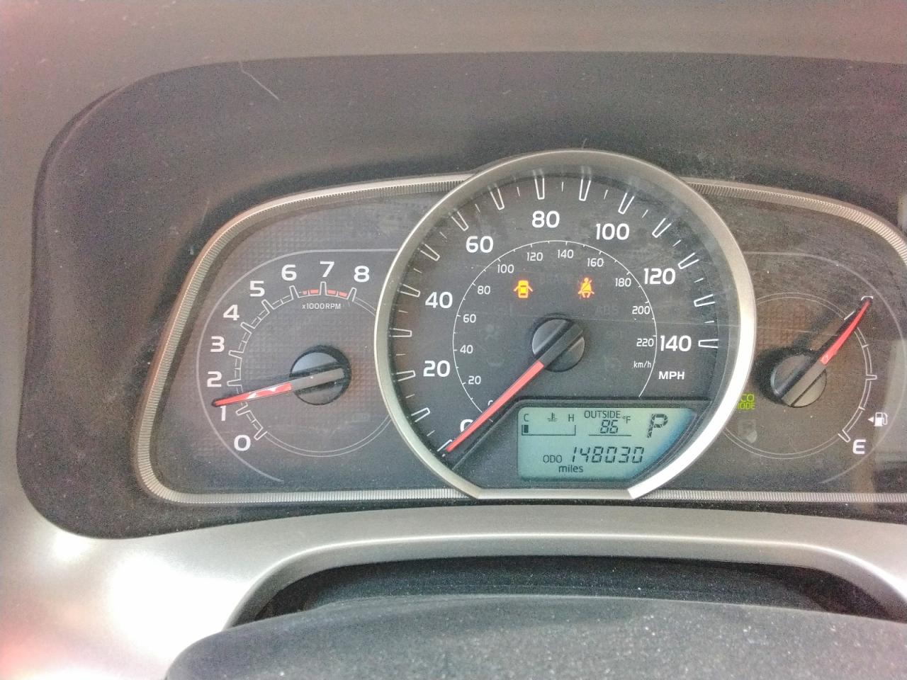 2013 Toyota Rav4 Le Red vin: 2T3BFREV8DW024760