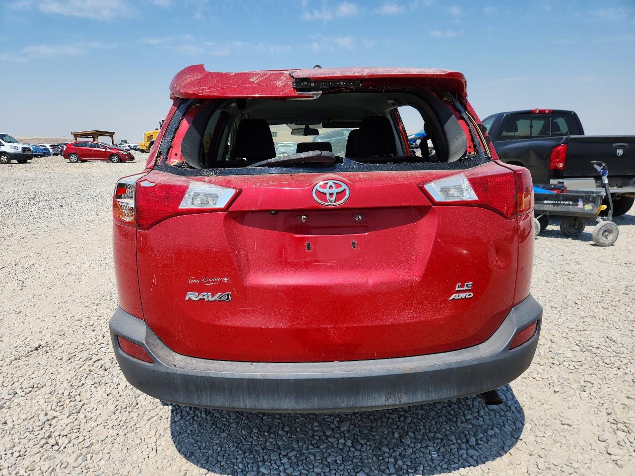 2013 Toyota Rav4 Le Red vin: 2T3BFREV8DW024760