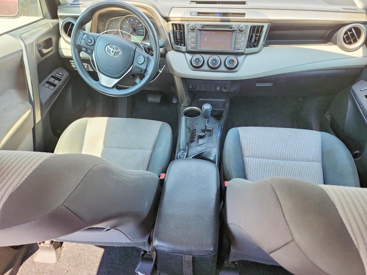 2013 Toyota Rav4 Le Red vin: 2T3BFREV8DW024760