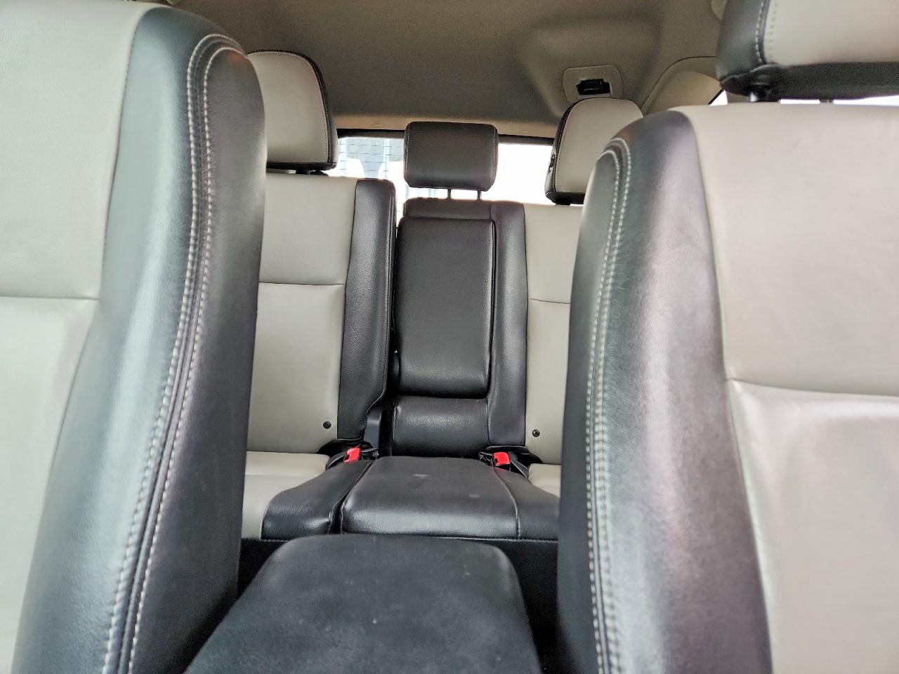 2013 Toyota Rav4 Le Black vin: 2T3BFREV8DW047732