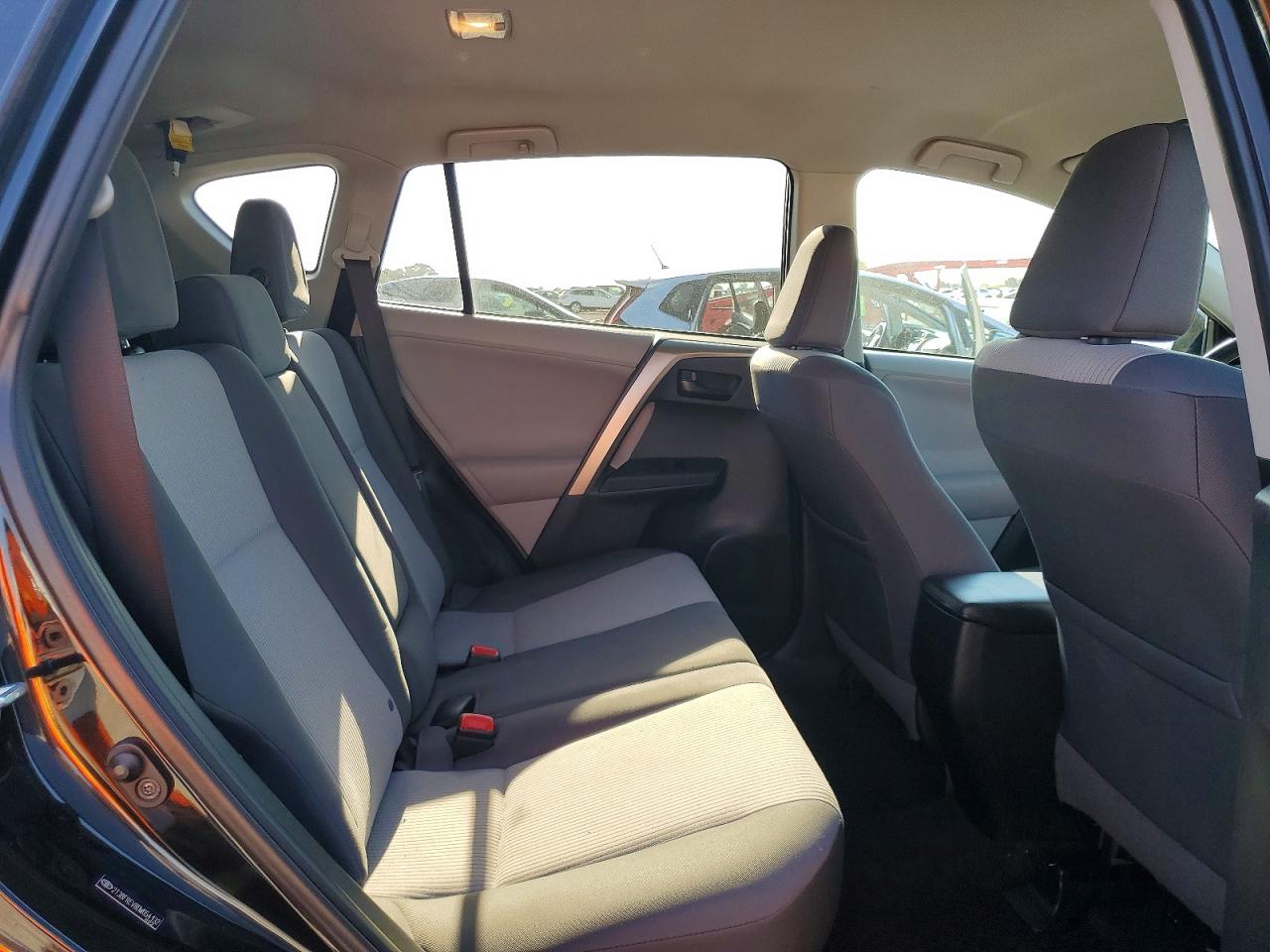 2013 Toyota Rav4 Le Black vin: 2T3BFREV8DW054132