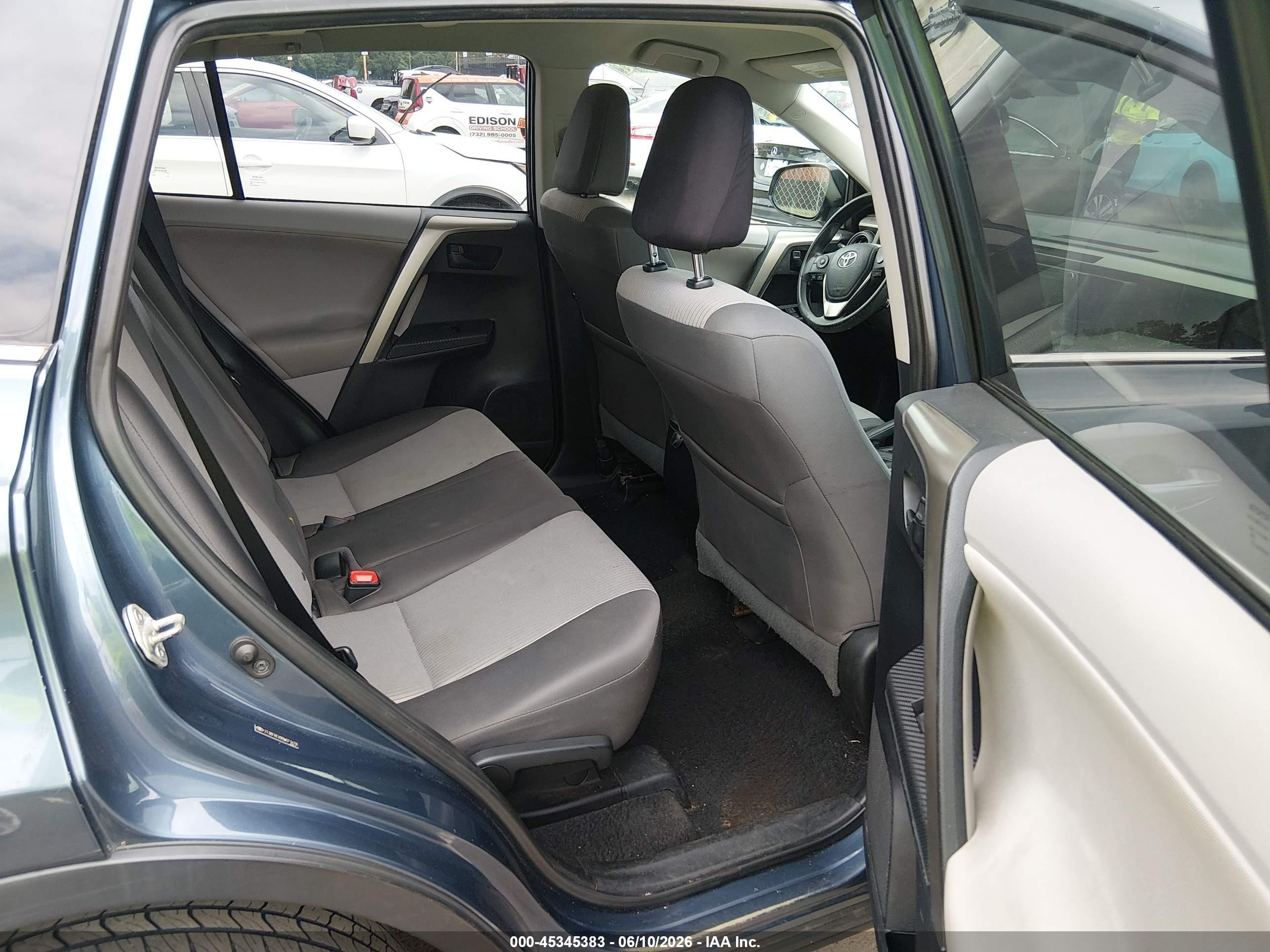 2013 Toyota Rav4 Le Blue vin: 2T3BFREV8DW071478
