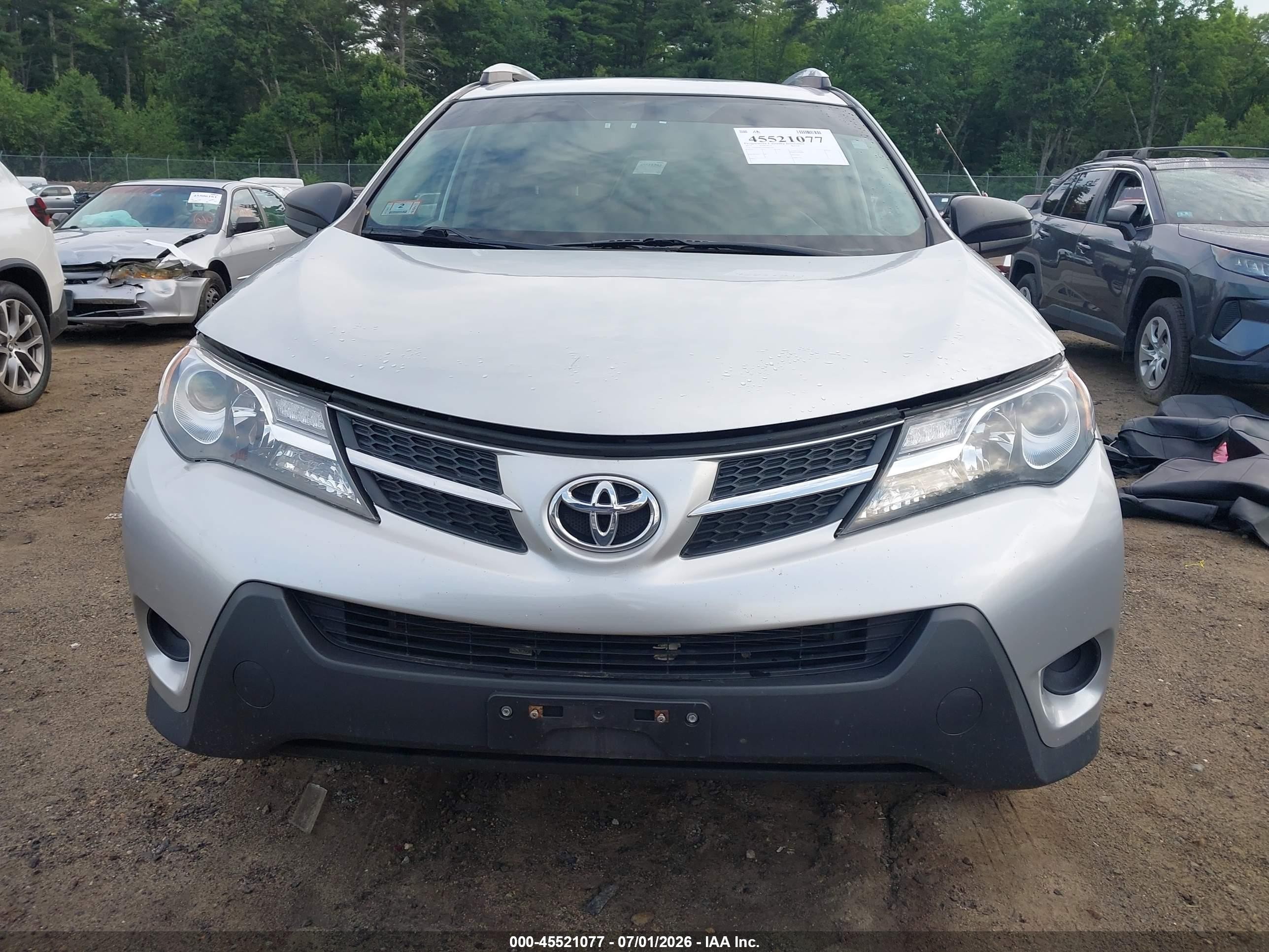 2013 Toyota Rav4 Le Silver vin: 2T3BFREV8DW087759
