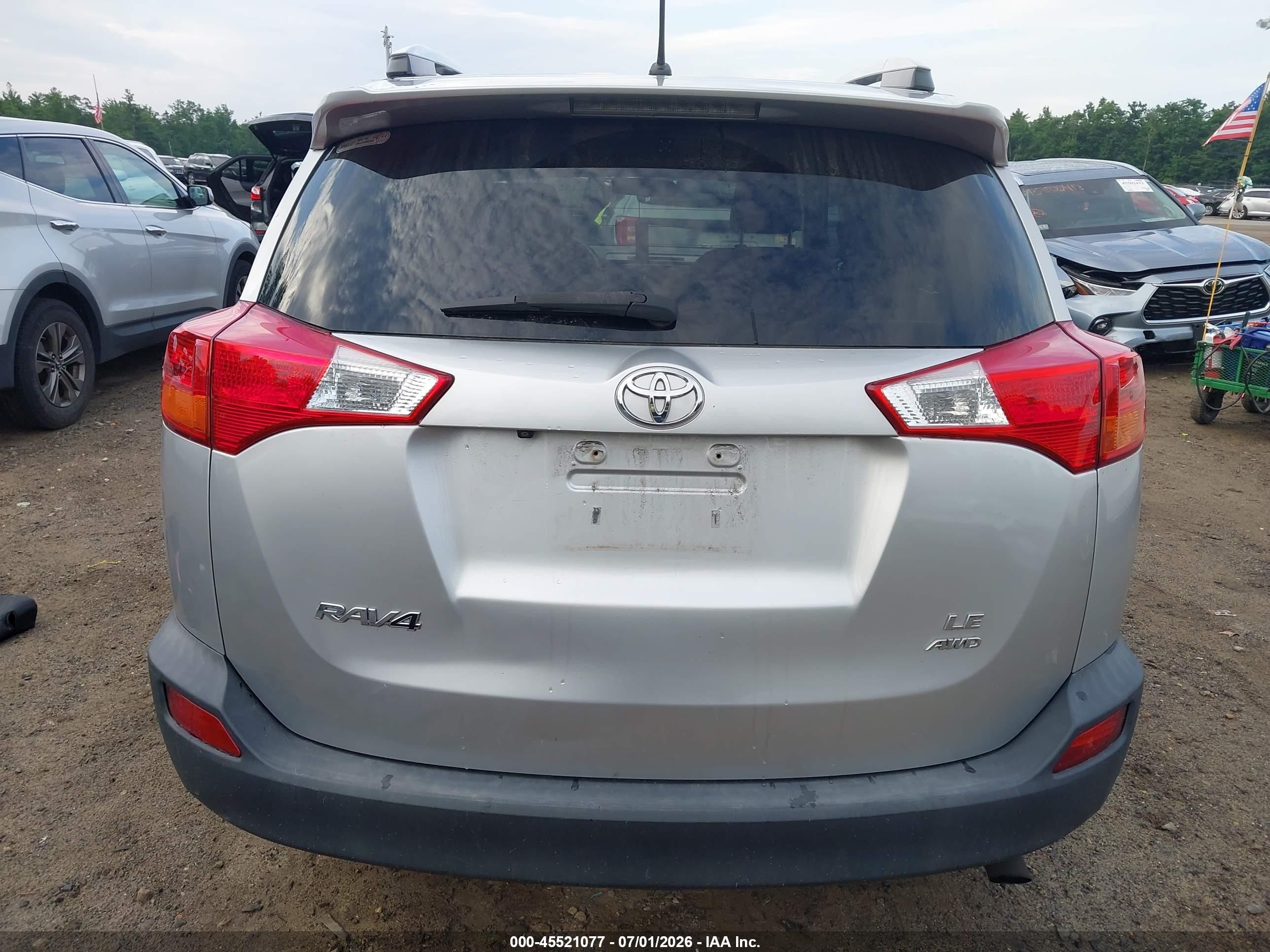 2013 Toyota Rav4 Le Silver vin: 2T3BFREV8DW087759