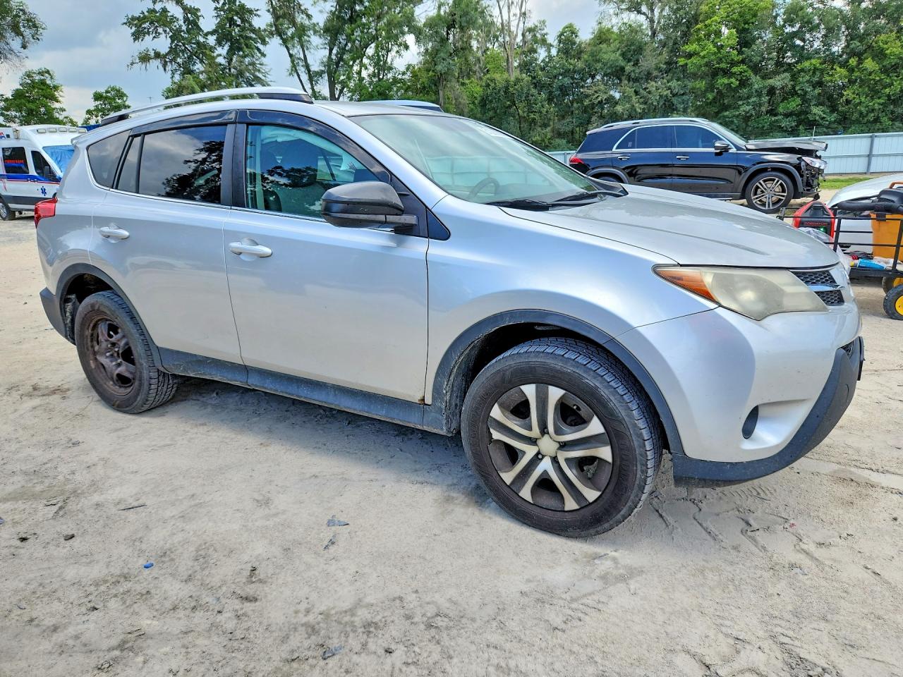 2013 Toyota Rav4 Le Silver vin: 2T3BFREV8DW102227